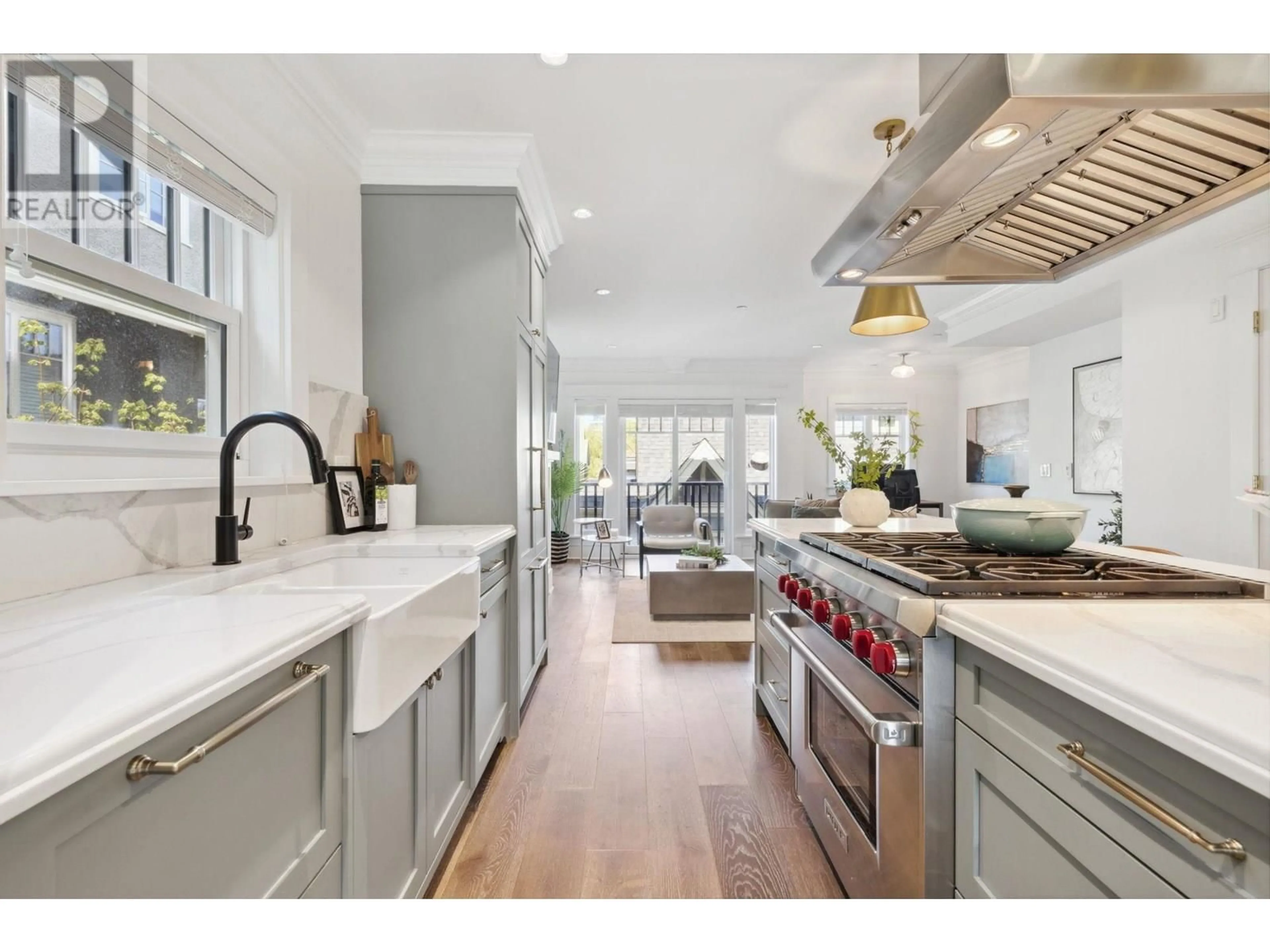 Open concept kitchen, ceramic/tile floor for 201 - 1775 16TH AVENUE, Vancouver British Columbia V6J2L9