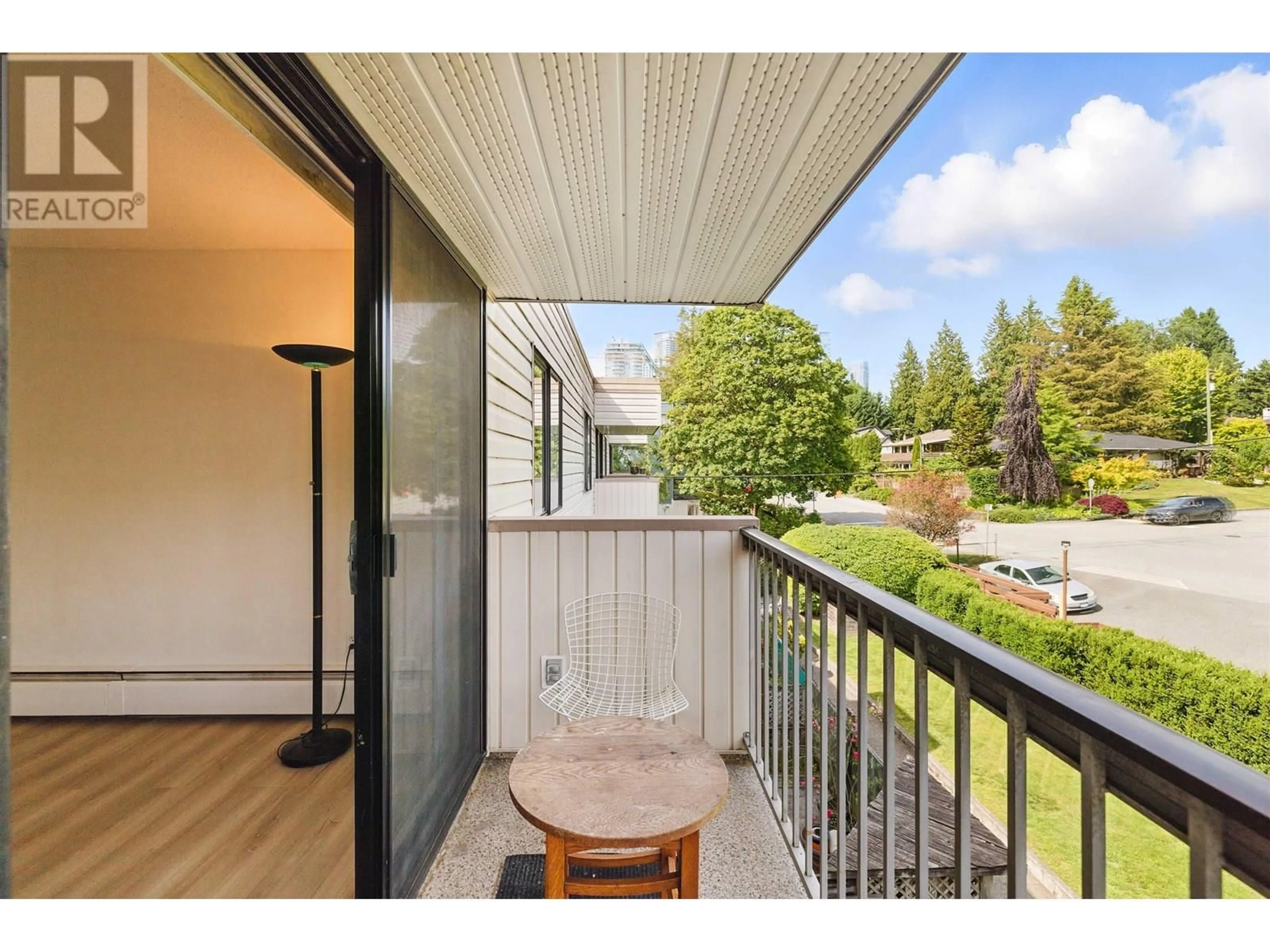 Patio, unknown for 302 - 590 WHITING WAY, Coquitlam British Columbia V3J3R9