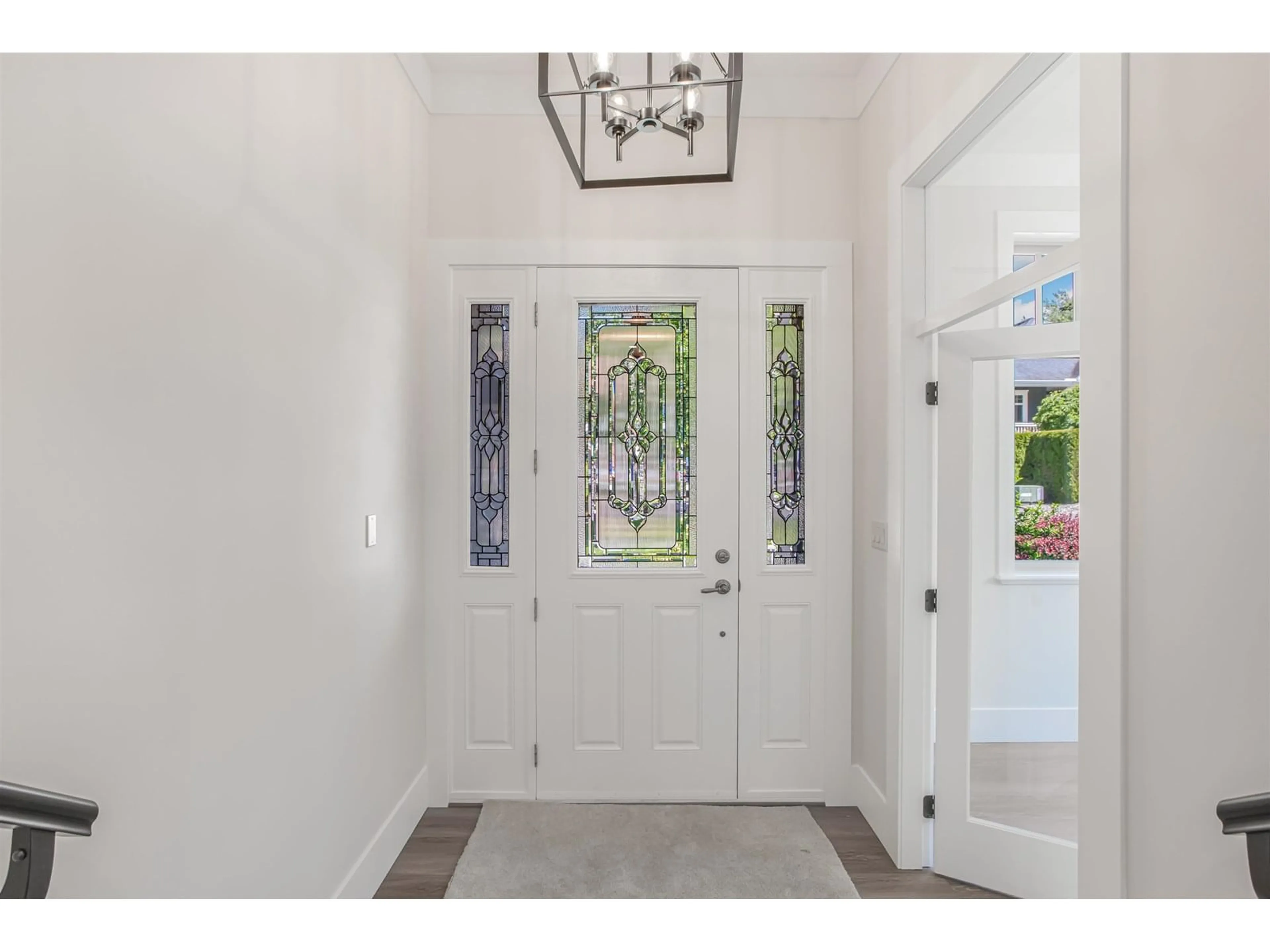 Indoor entryway for 32 - 3800 GOLF COURSE, Abbotsford British Columbia V3G0A7
