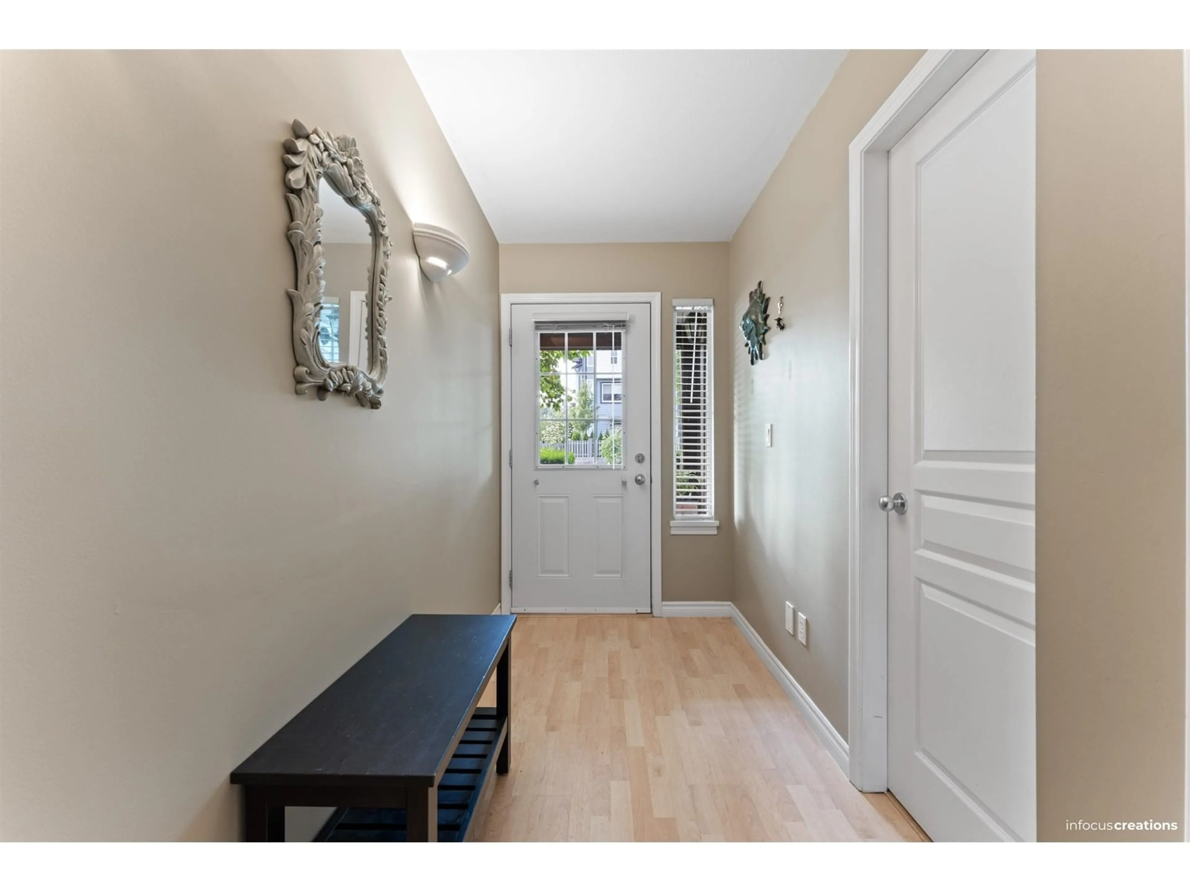 Indoor entryway for 46 - 18839 69, Surrey British Columbia V4N5S7