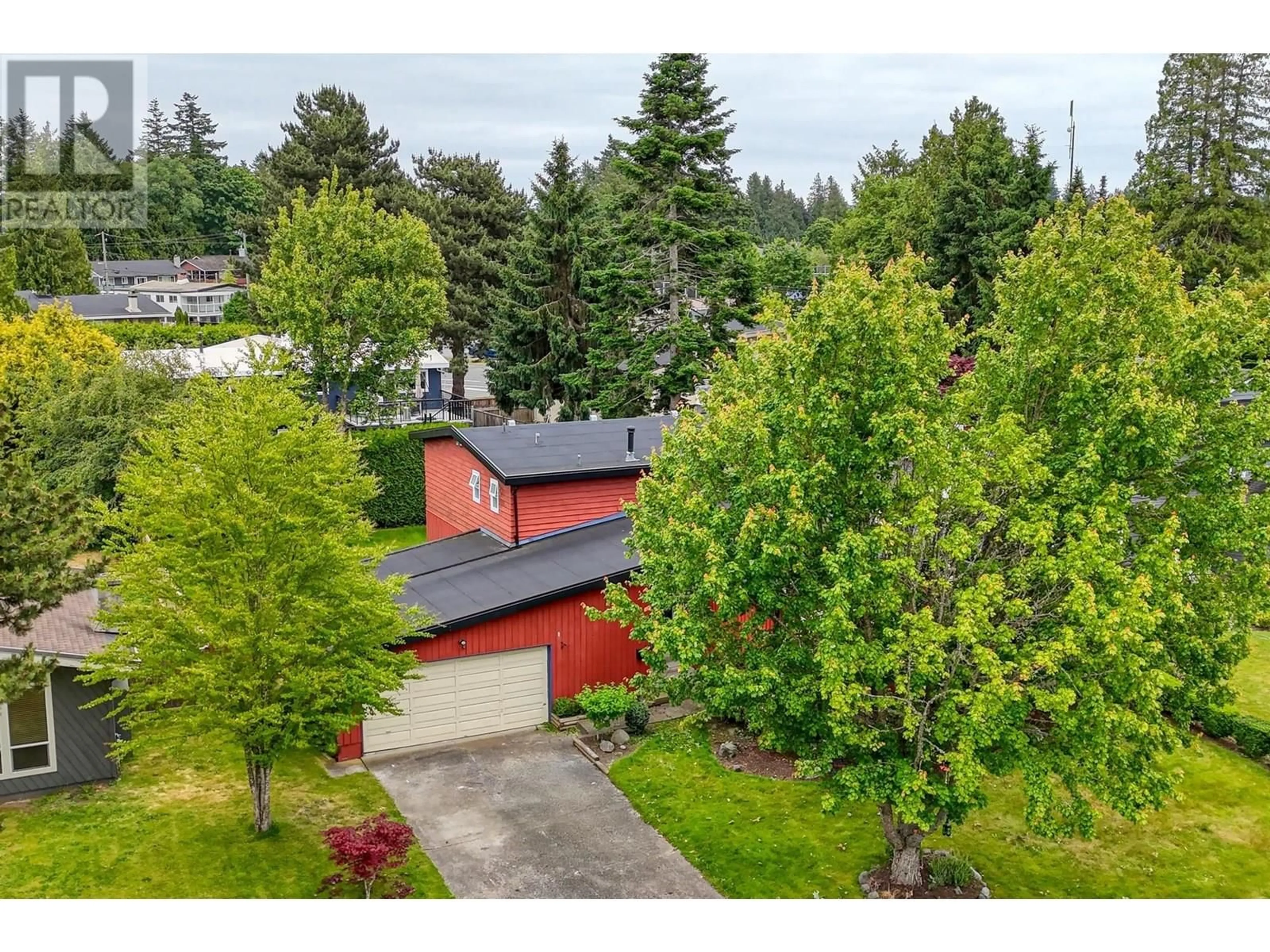A pic from outside/outdoor area/front of a property/back of a property/a pic from drone, unknown for 5124 GALWAY DRIVE, Delta British Columbia V4M3R5
