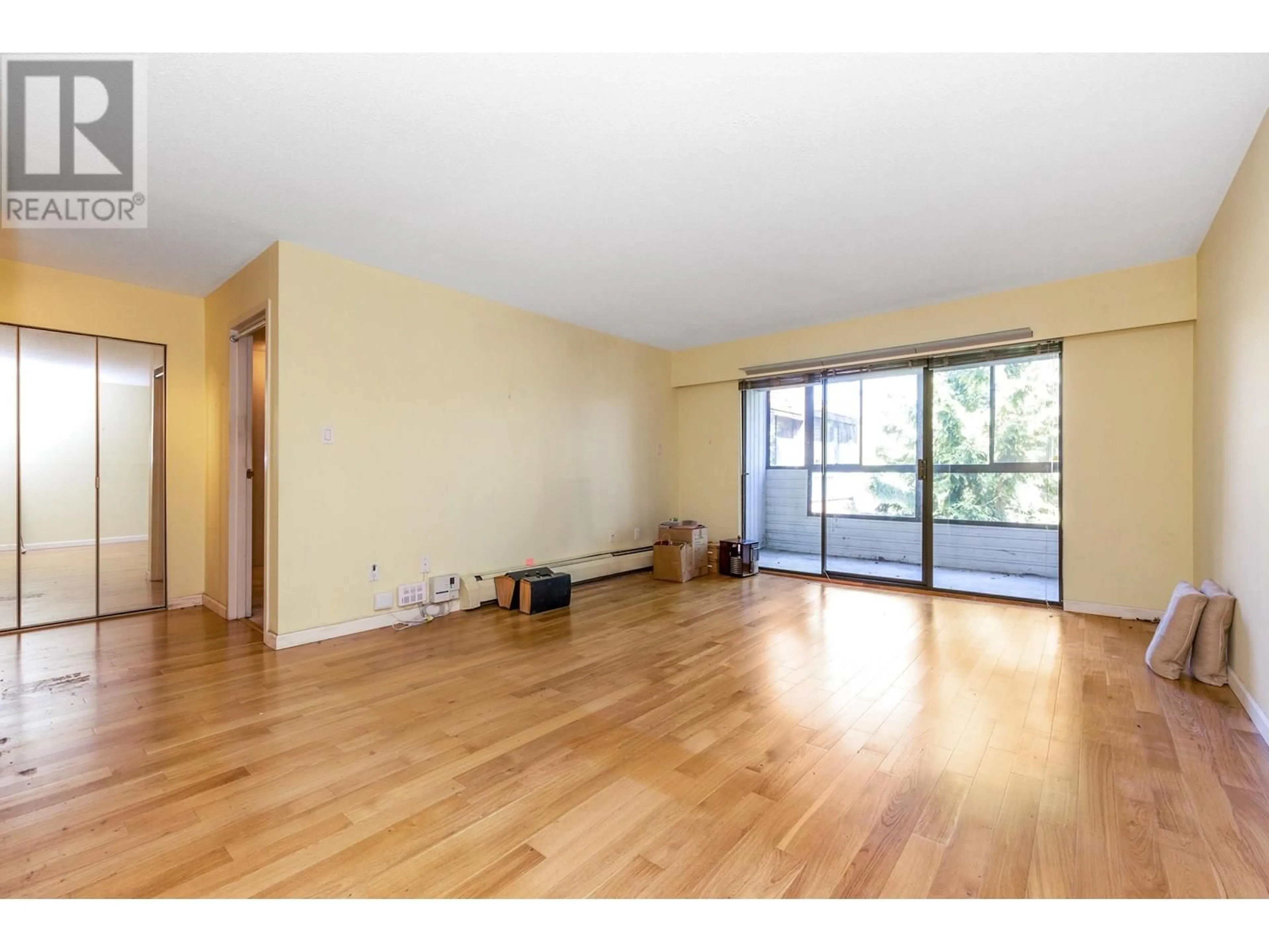 A pic of a room for 410 - 1435 NELSON STREET, Vancouver British Columbia V6G2Z3