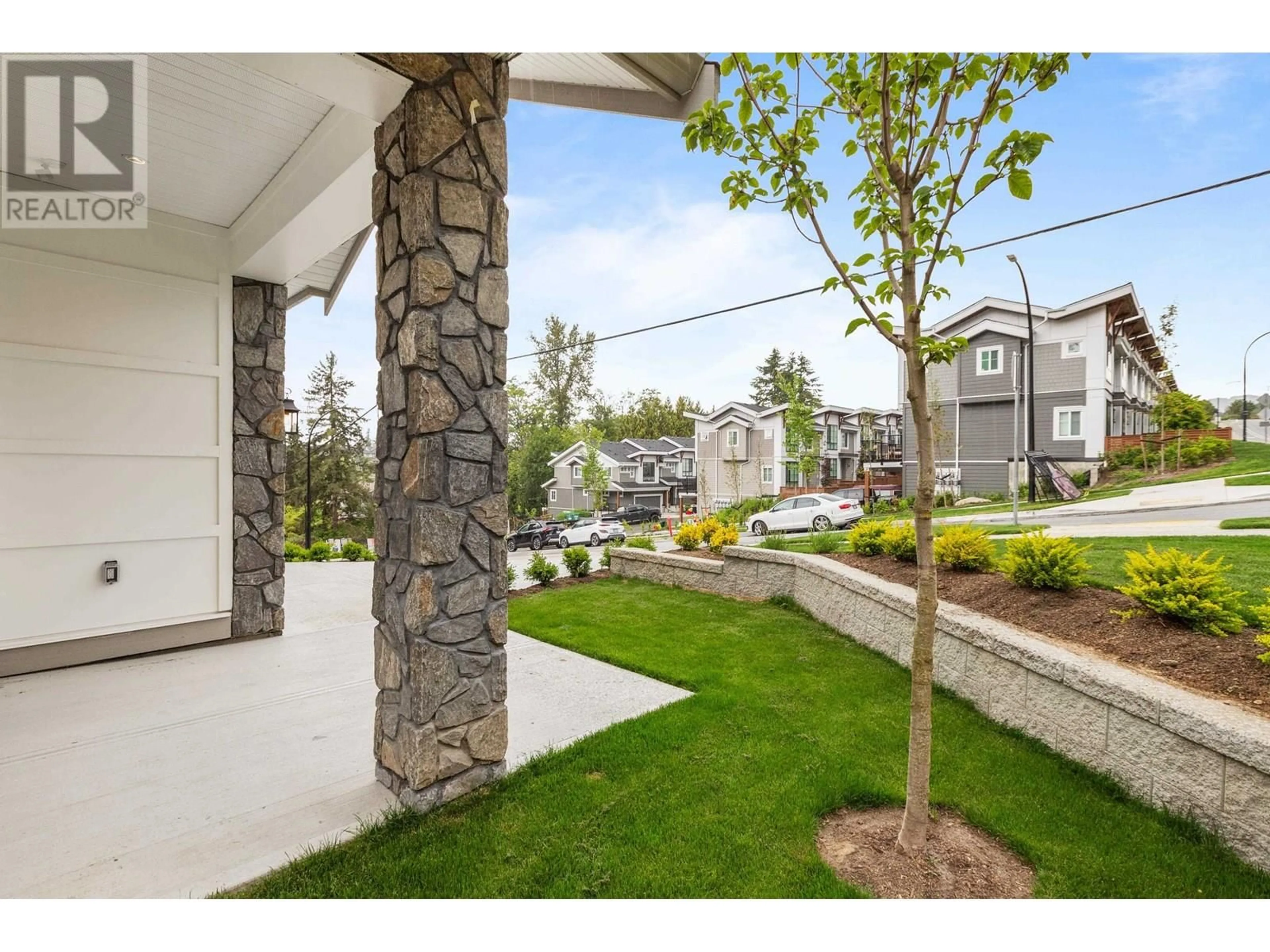 Patio, street for 23196 136 AVENUE, Maple Ridge British Columbia V4R2R5