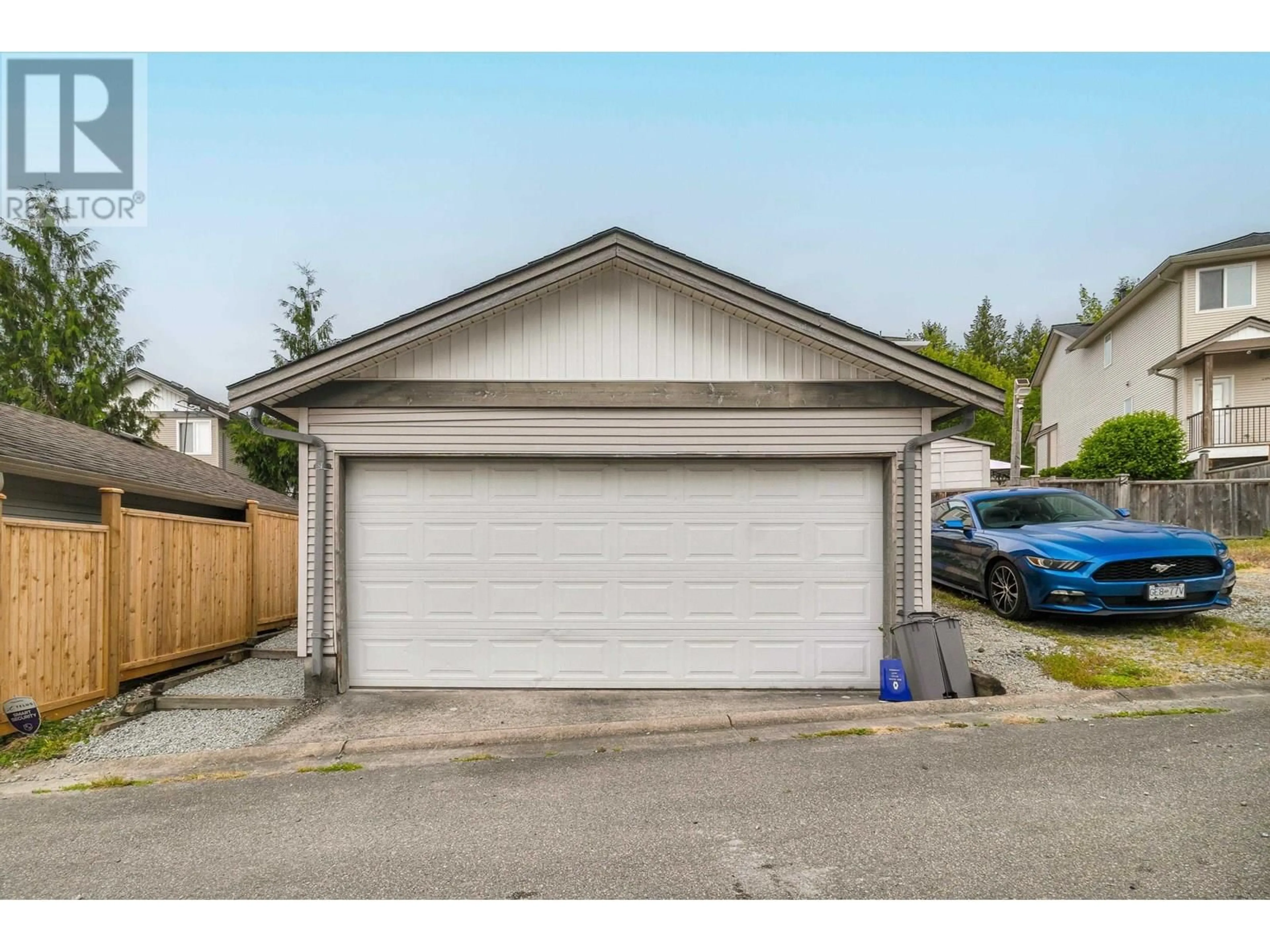 Indoor garage for 24372 103 AVENUE, Maple Ridge British Columbia V2W2E7