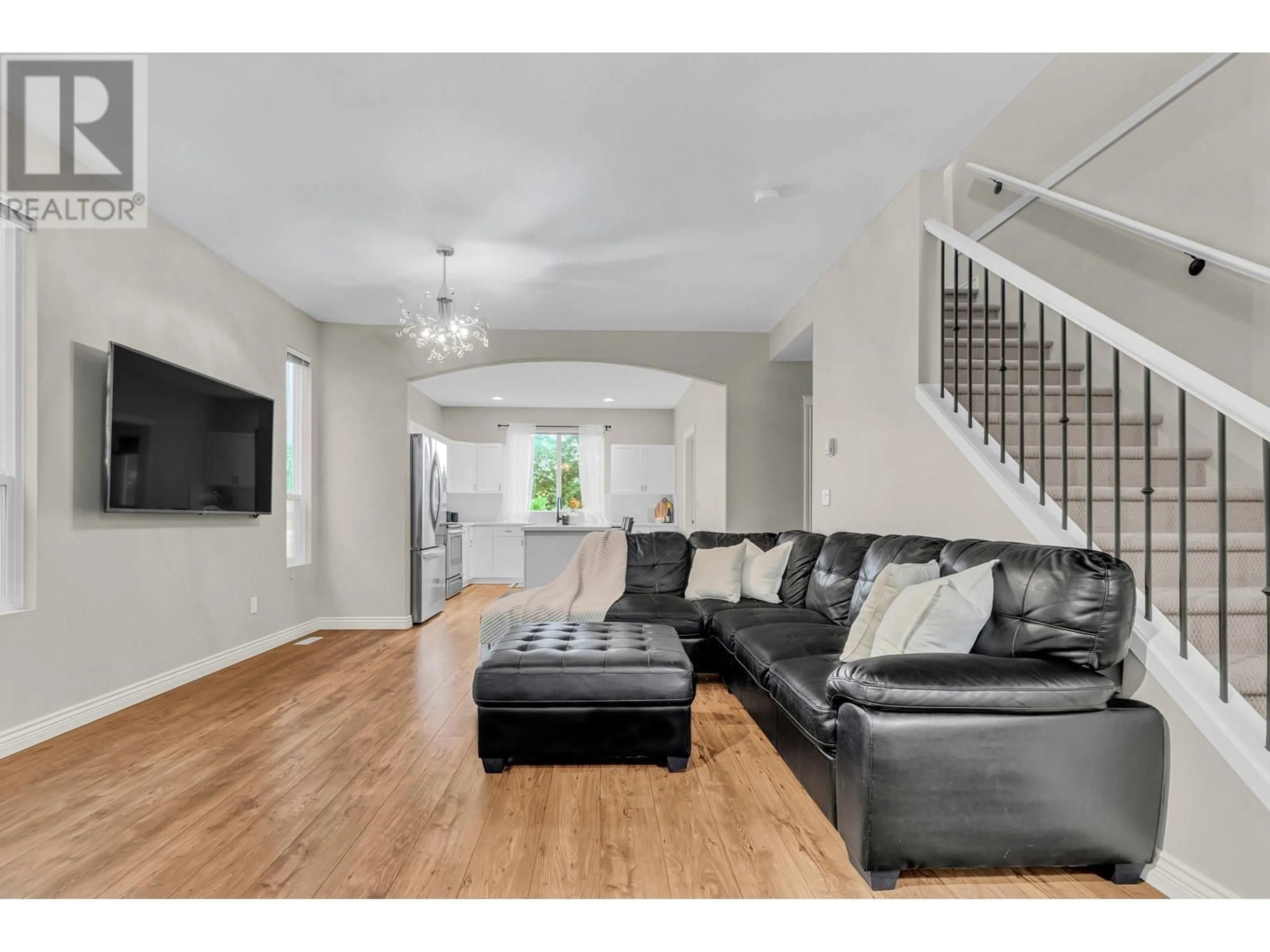 Living room with furniture, unknown for 24372 103 AVENUE, Maple Ridge British Columbia V2W2E7