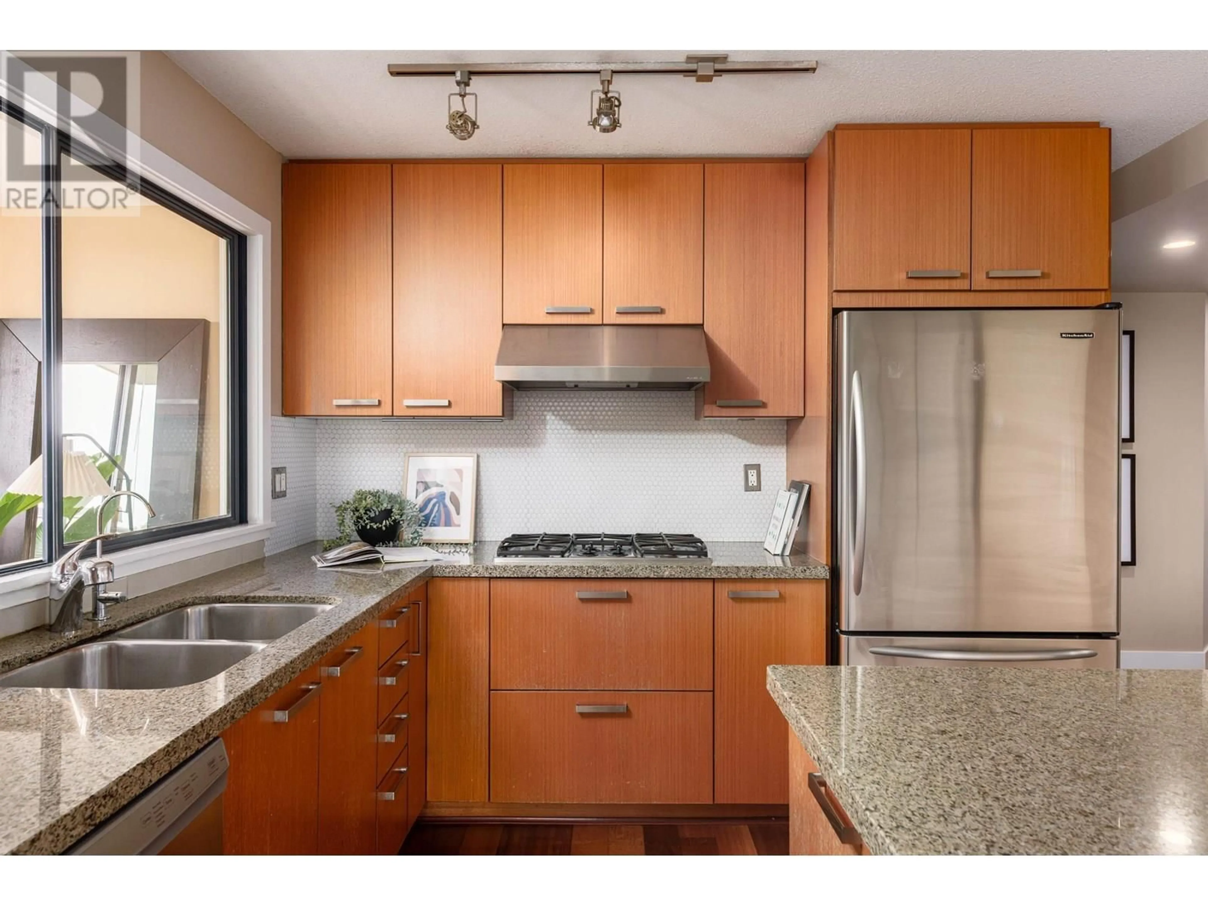 Standard kitchen, unknown for 506 - 3228 TUPPER STREET, Vancouver British Columbia V5Z4S7