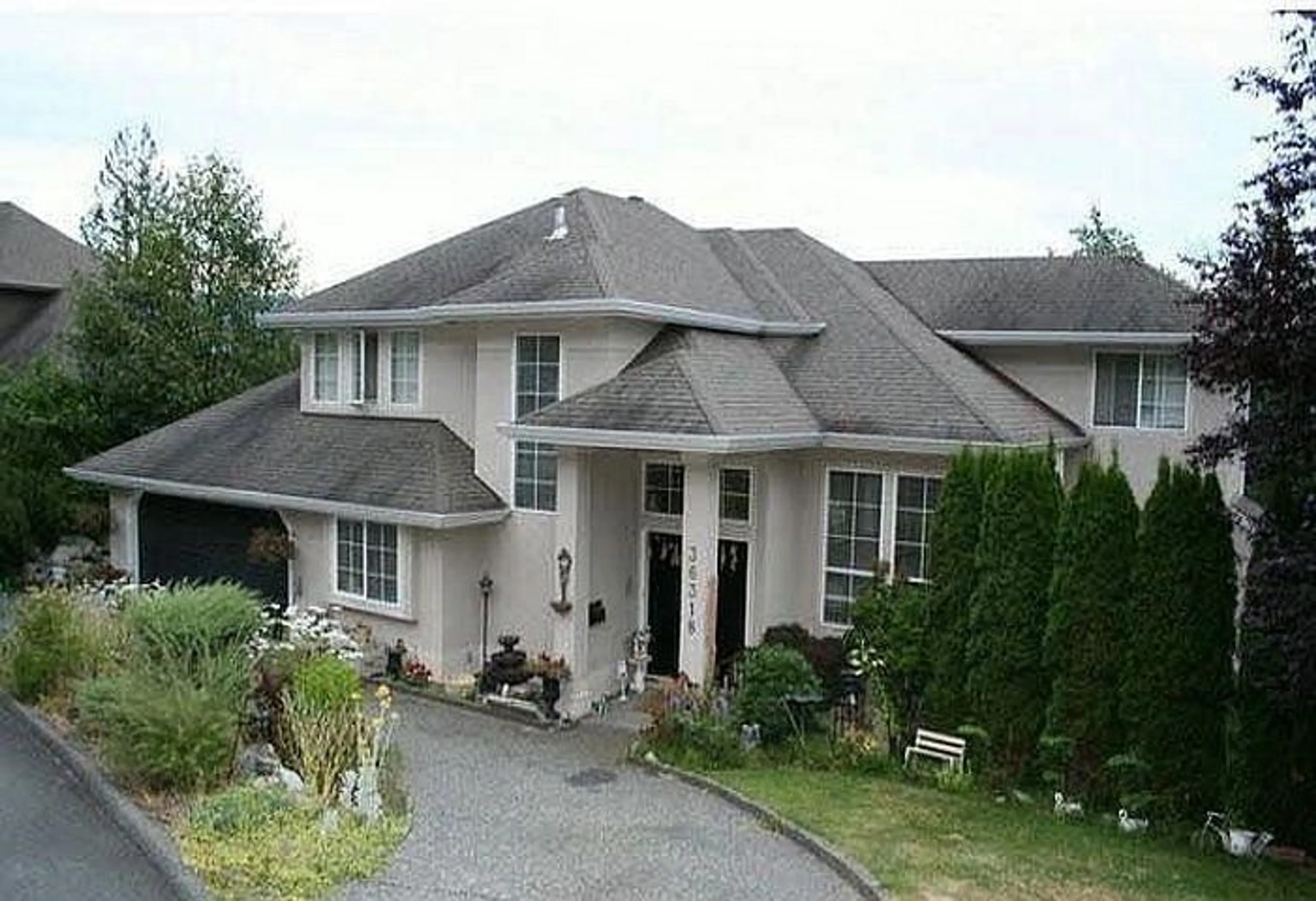 A pic from outside/outdoor area/front of a property/back of a property/a pic from drone, unknown for 36318 SANDRINGHAM, Abbotsford British Columbia V3G2M5