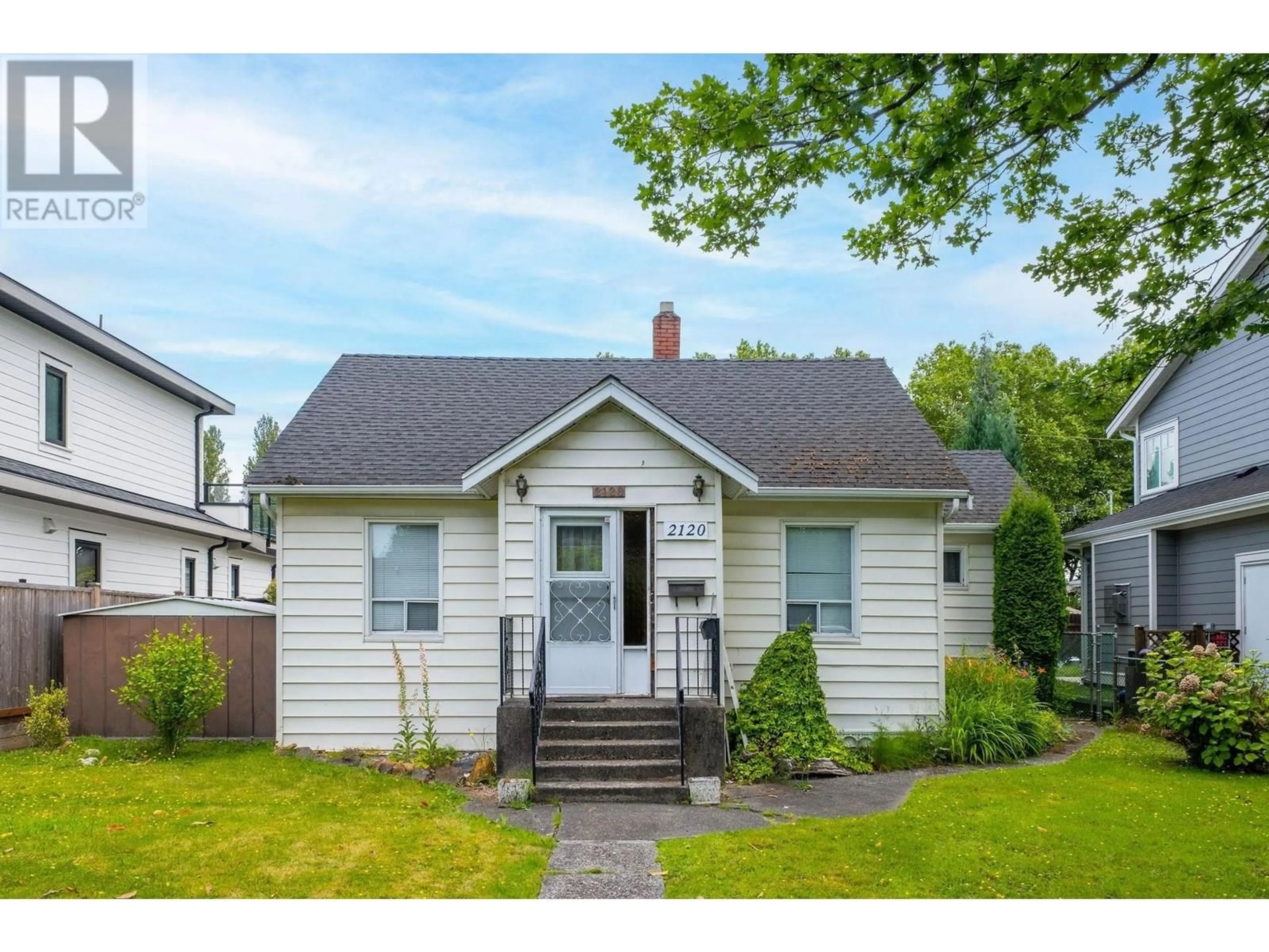 Home with vinyl exterior material, street for 2120 STIRLING AVENUE, Richmond British Columbia V7B1J5