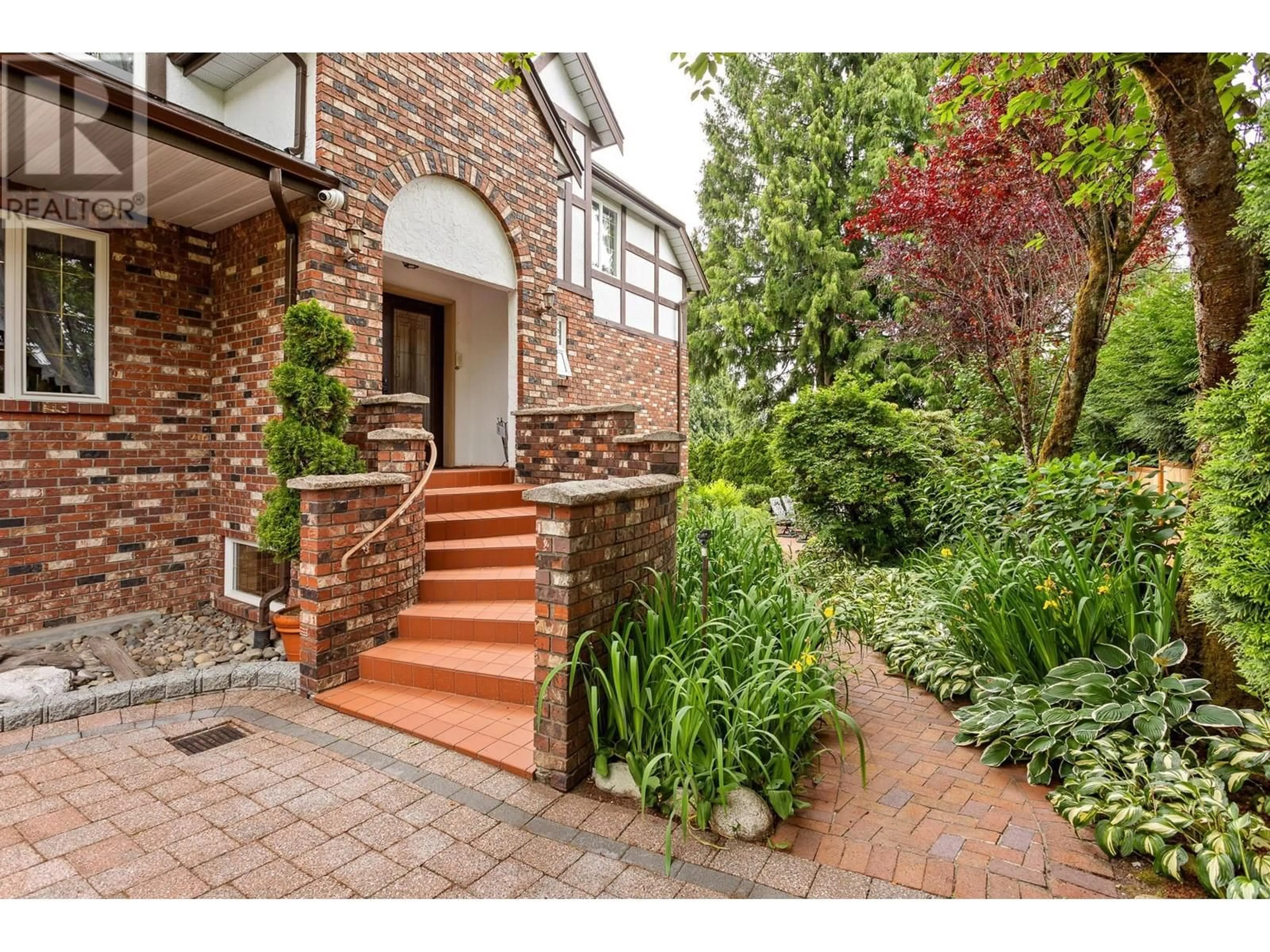 Home with brick exterior material, street for 2953 ADMIRAL COURT, Coquitlam British Columbia V3C4E8