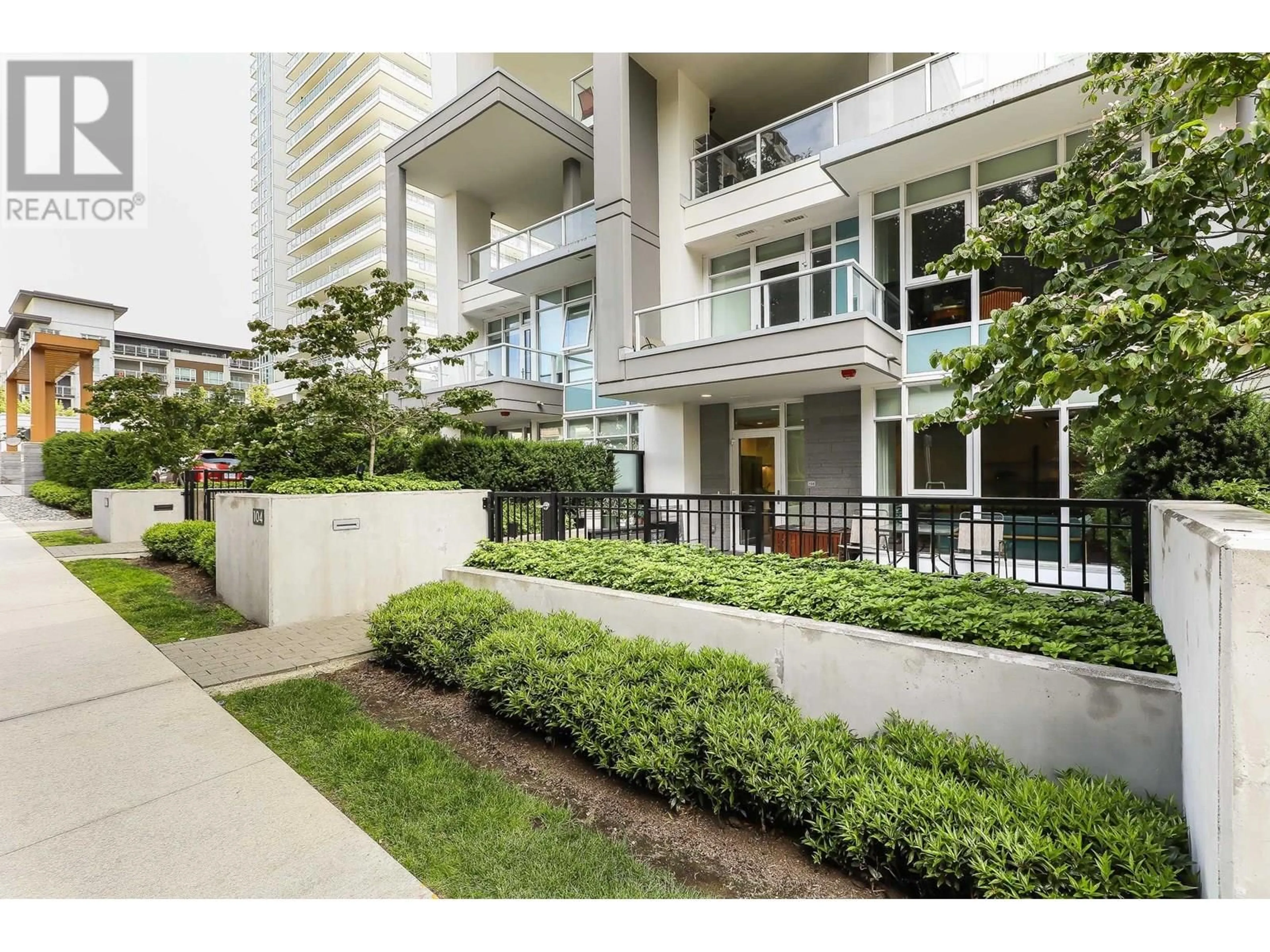 Patio, street for 104 - 657 WHITING WAY, Coquitlam British Columbia V3J0J6