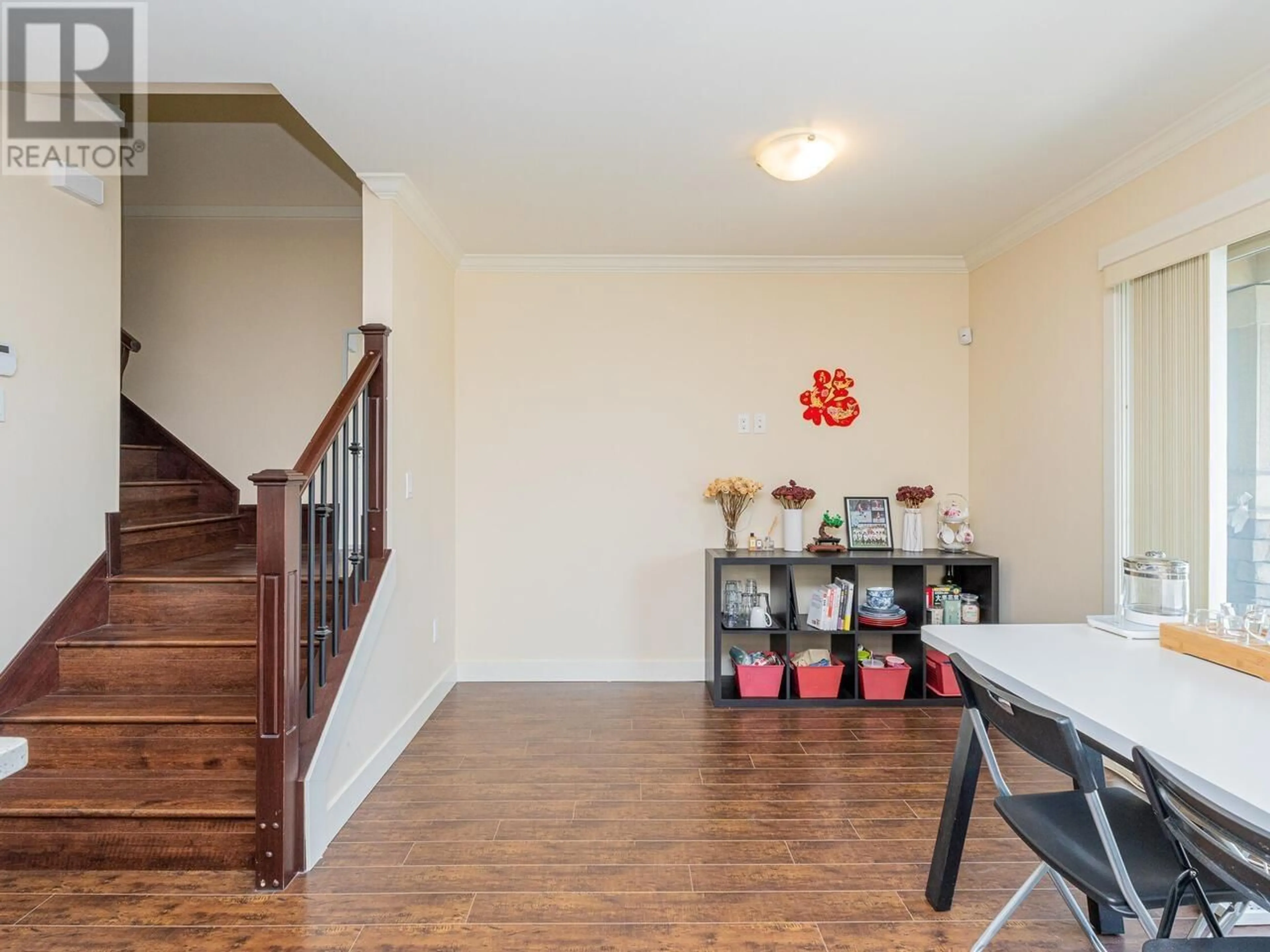 Indoor entryway for 5 - 11111 CAMBIE ROAD, Richmond British Columbia V6X1L3