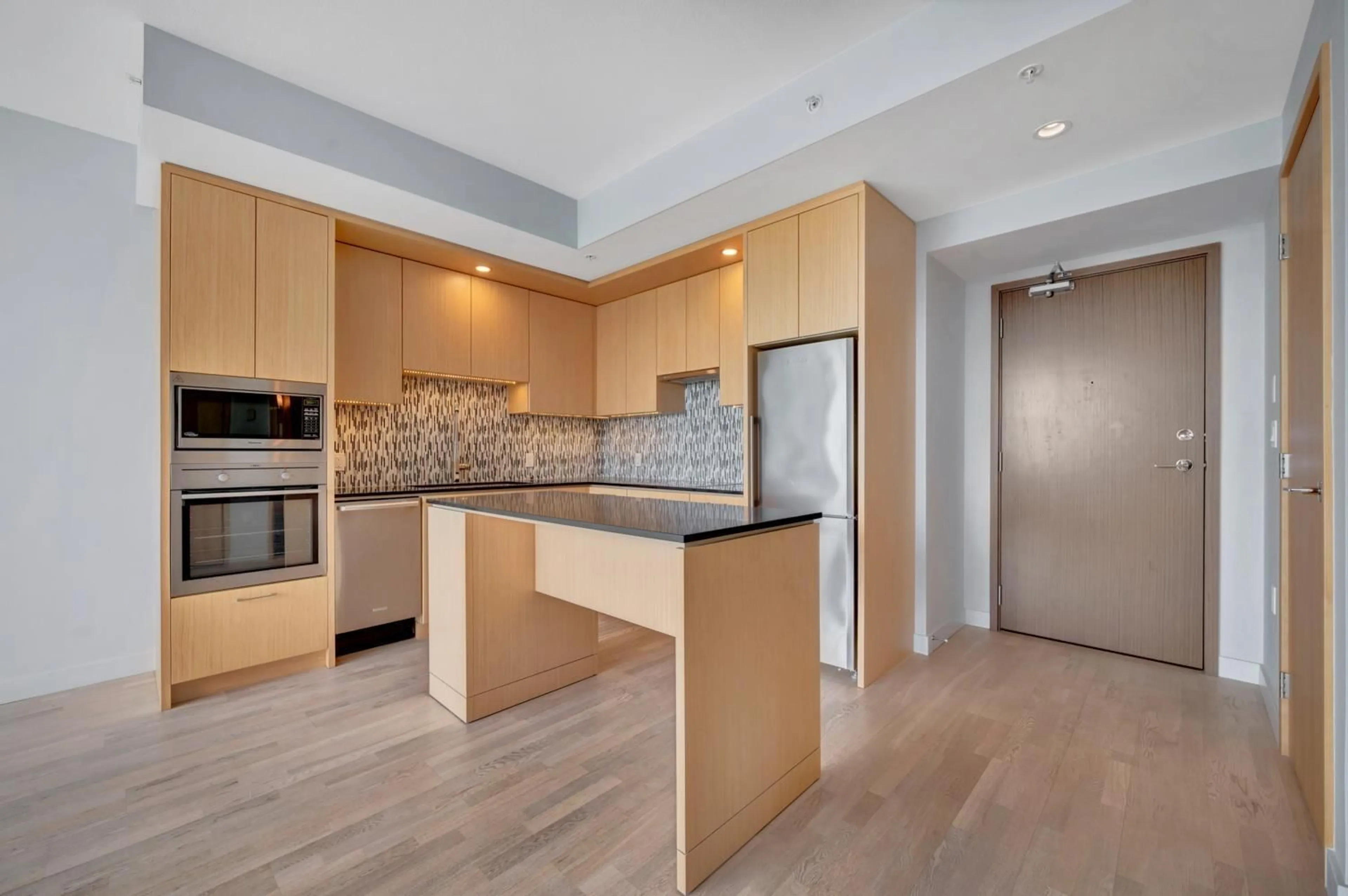 Open concept kitchen, unknown for 2407 - 13495 CENTRAL, Surrey British Columbia V3T0K2