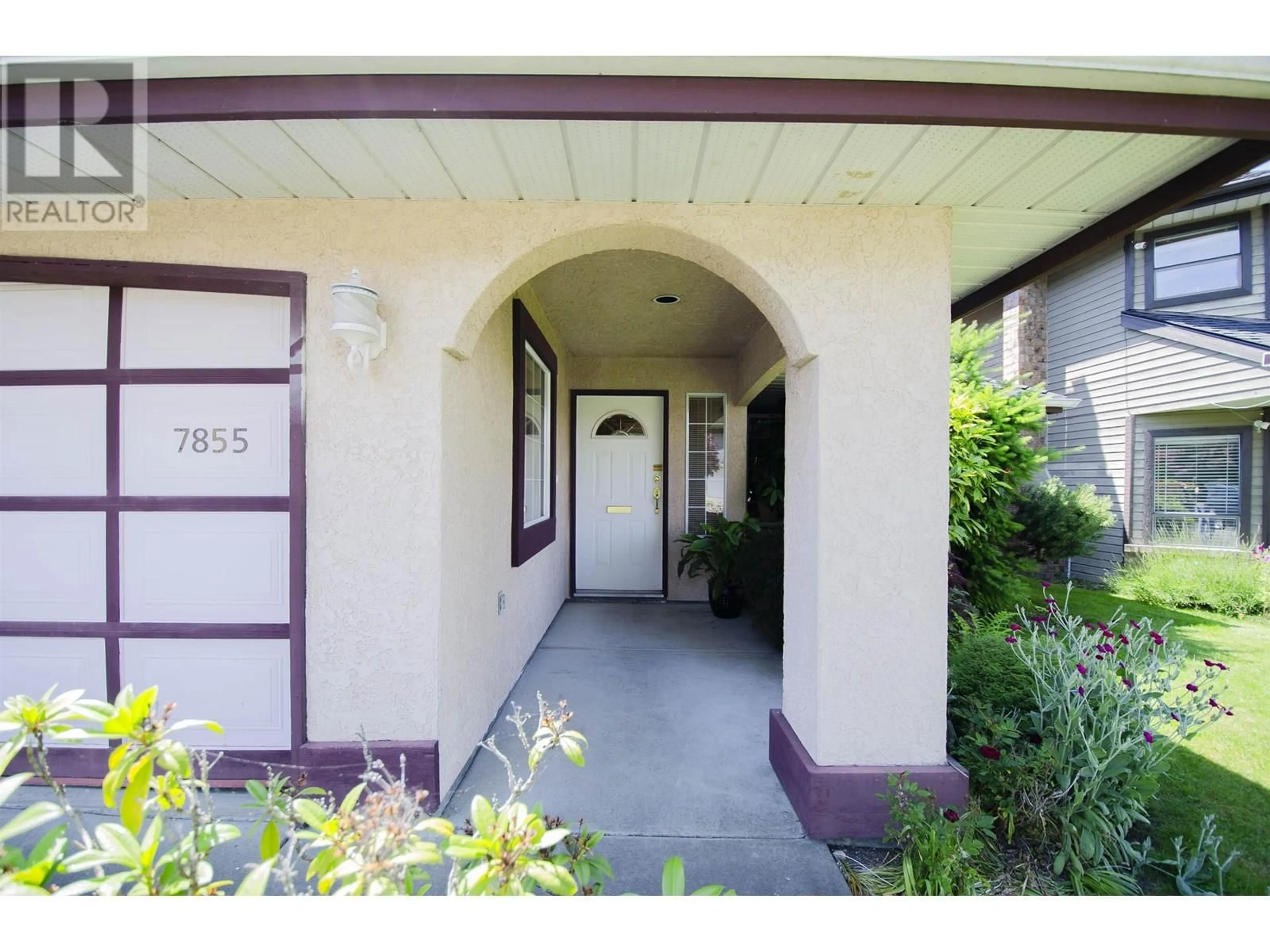 Indoor entryway for 7855 SHACKLETON DRIVE, Richmond British Columbia V7C5H3