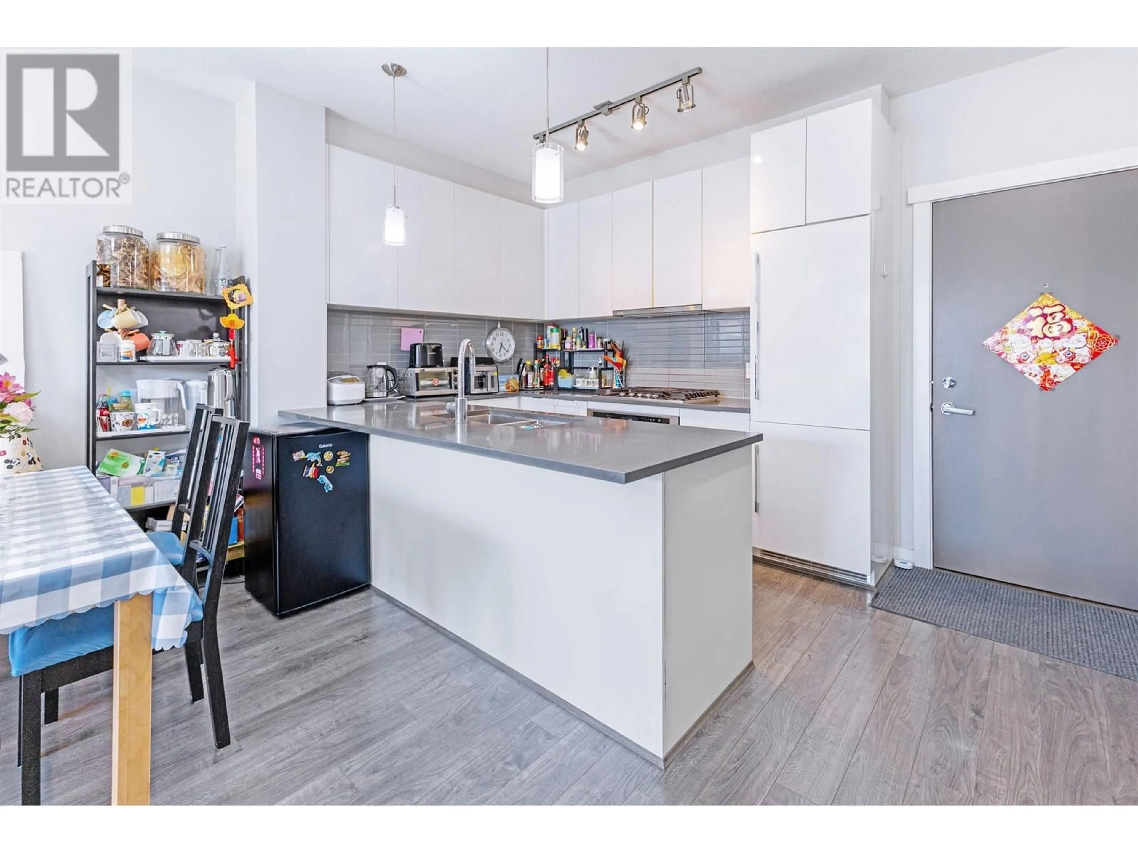 Open concept kitchen, unknown for 320 - 9311 ALEXANDRA ROAD, Richmond British Columbia V6X0L8