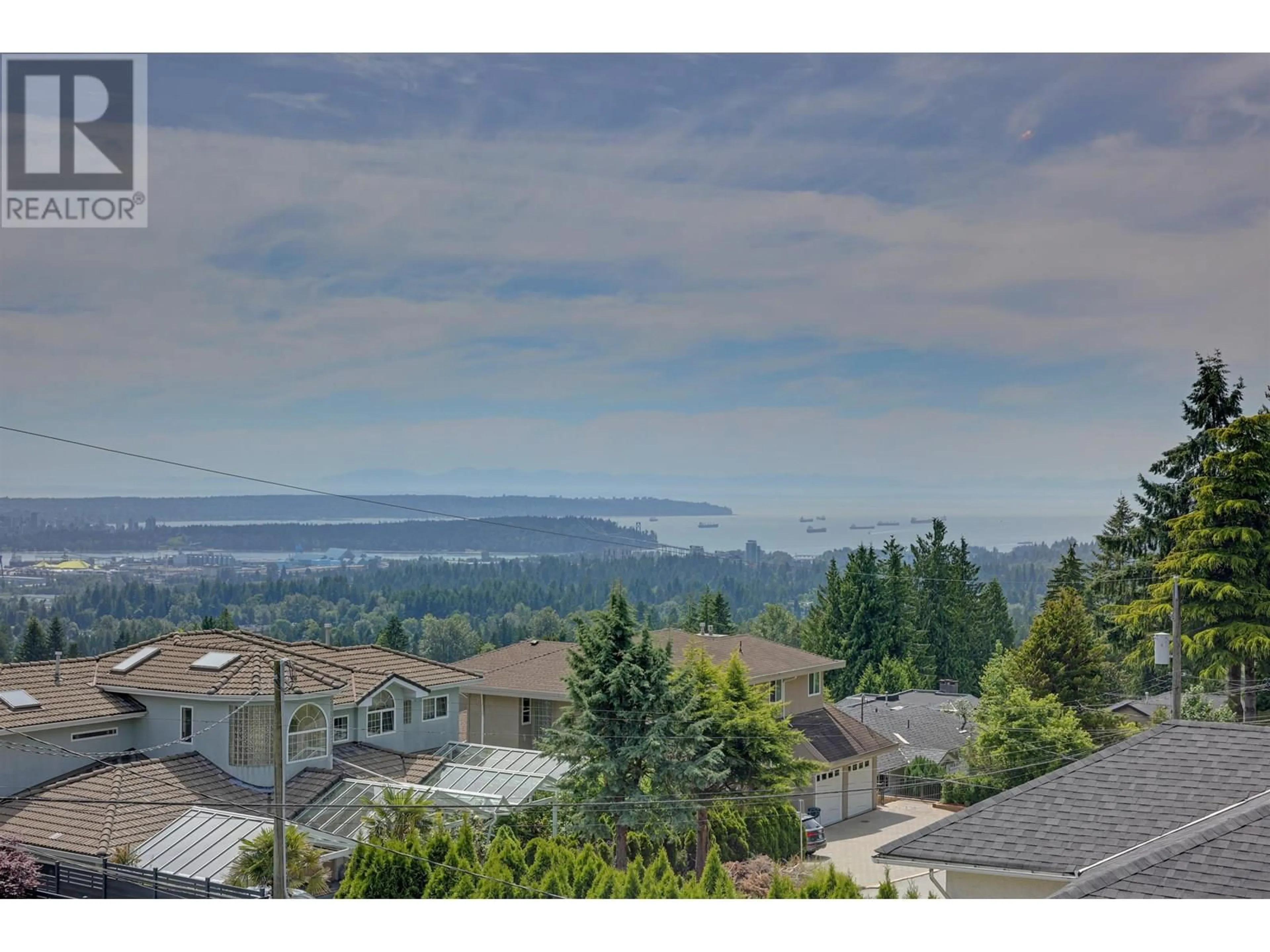 A pic from outside/outdoor area/front of a property/back of a property/a pic from drone, water/lake/river/ocean view for 3821 LONSDALE AVENUE, North Vancouver British Columbia V7N3K8