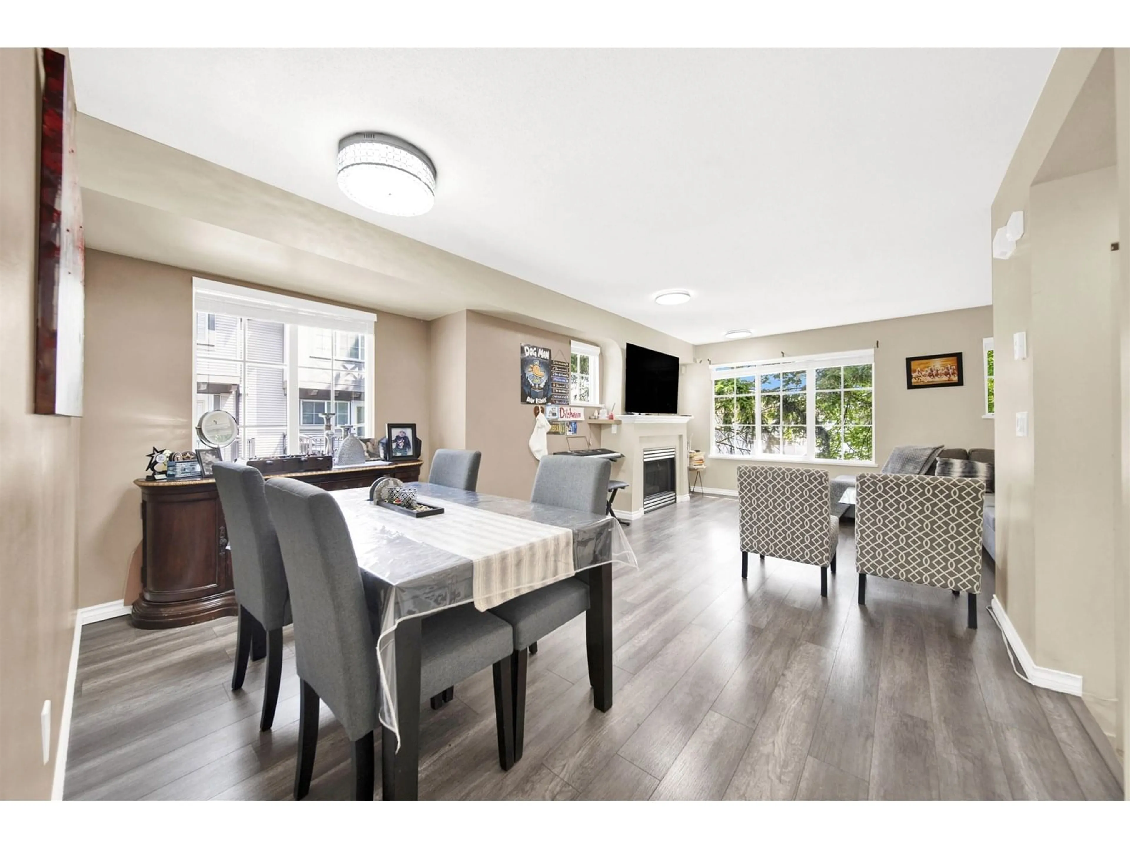Dining room, wood/laminate floor for 9 - 12778 66, Surrey British Columbia V3W1K9