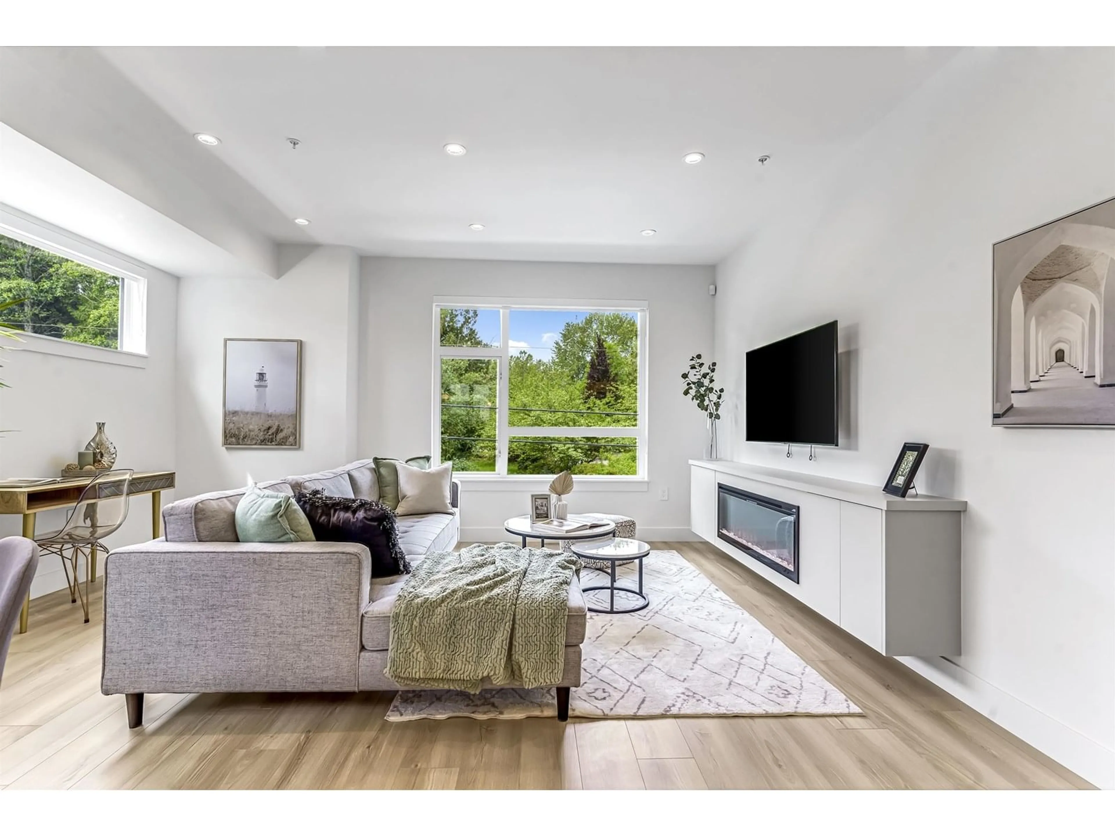 Living room with furniture, unknown for 6 - 7946 204, Langley British Columbia V2Y4M9