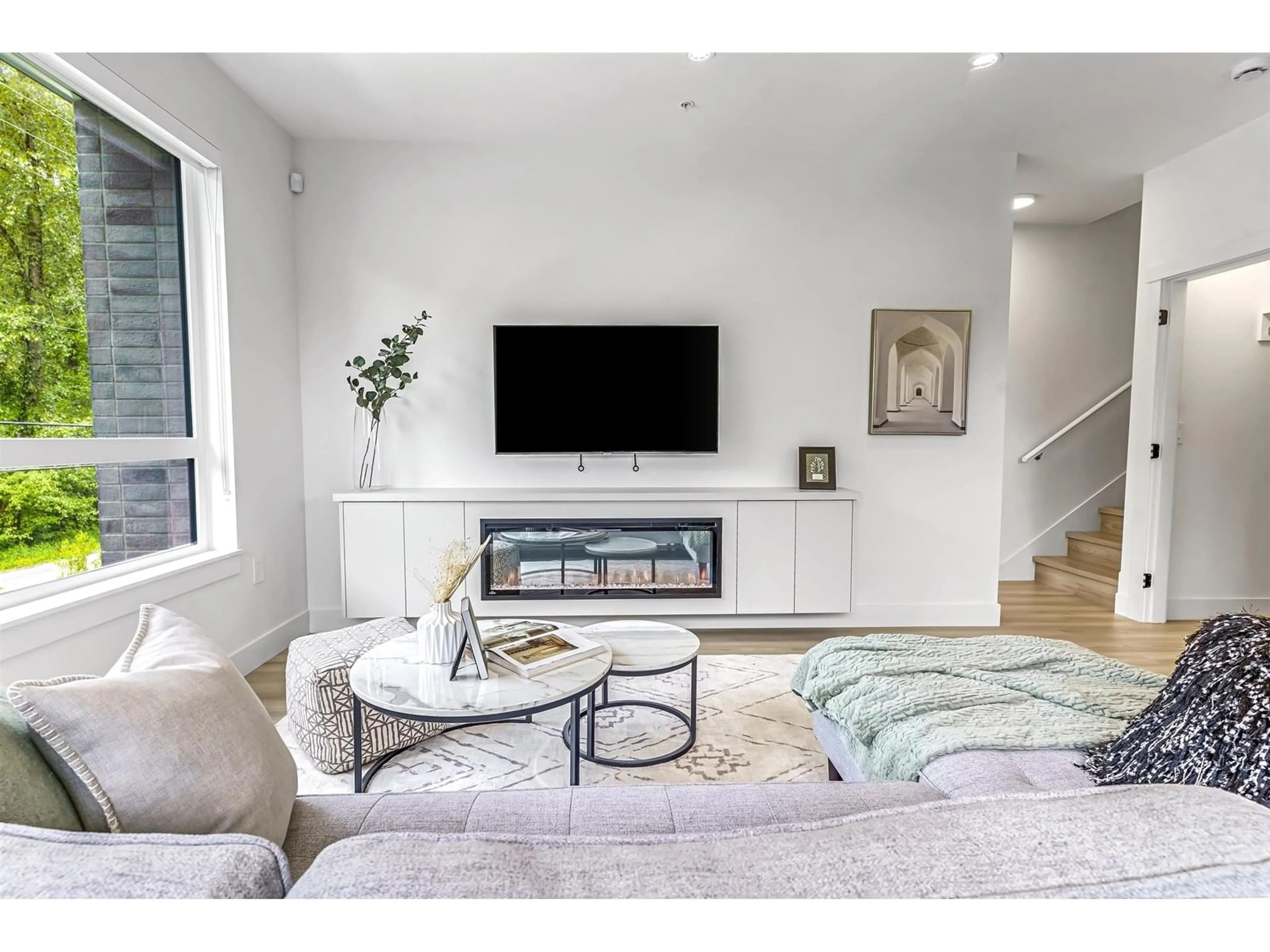 Living room with furniture, unknown for 6 - 7946 204, Langley British Columbia V2Y4M9