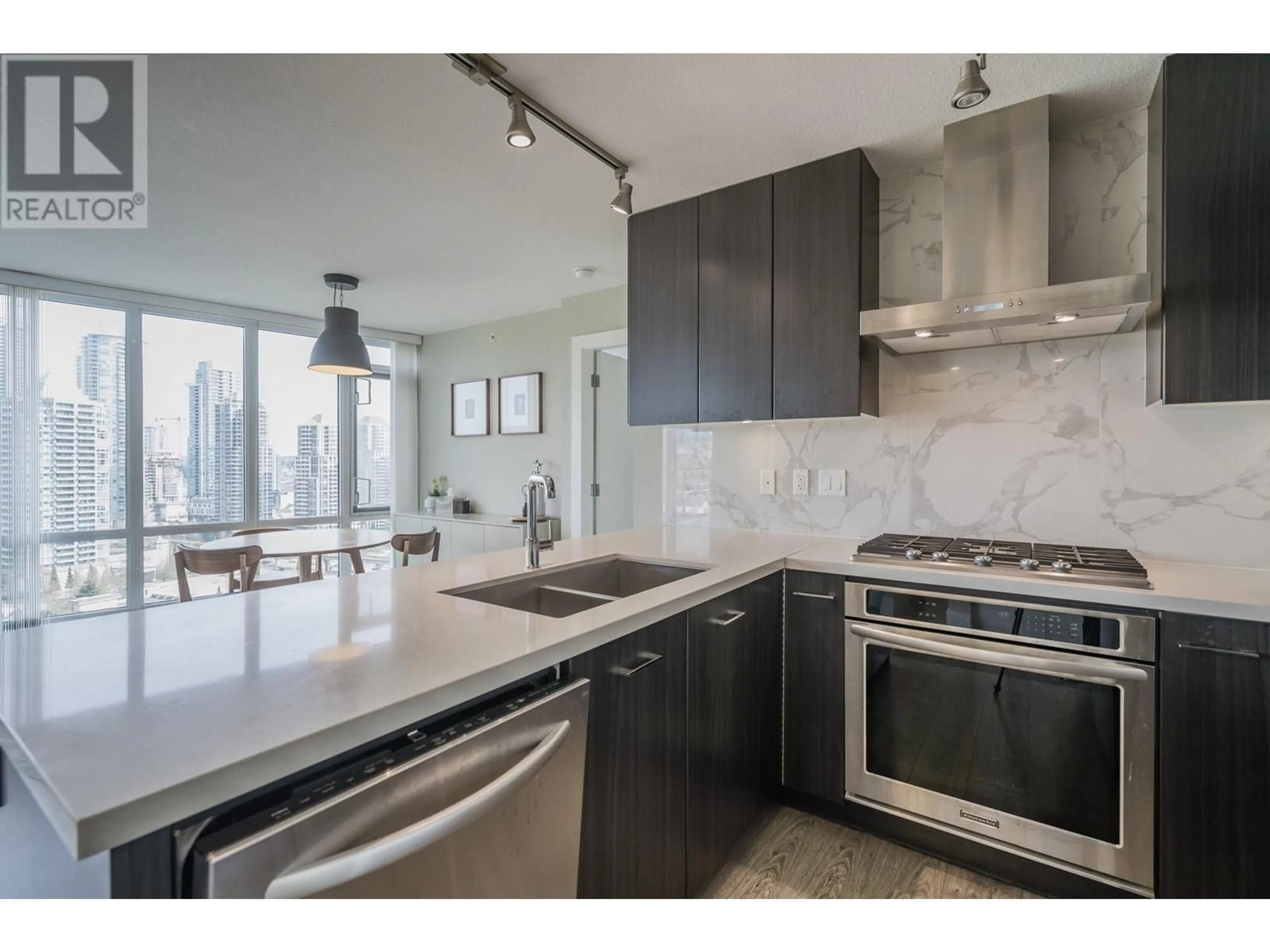 Open concept kitchen, unknown for 2009 - 4189 HALIFAX STREET, Burnaby British Columbia V5C0H9