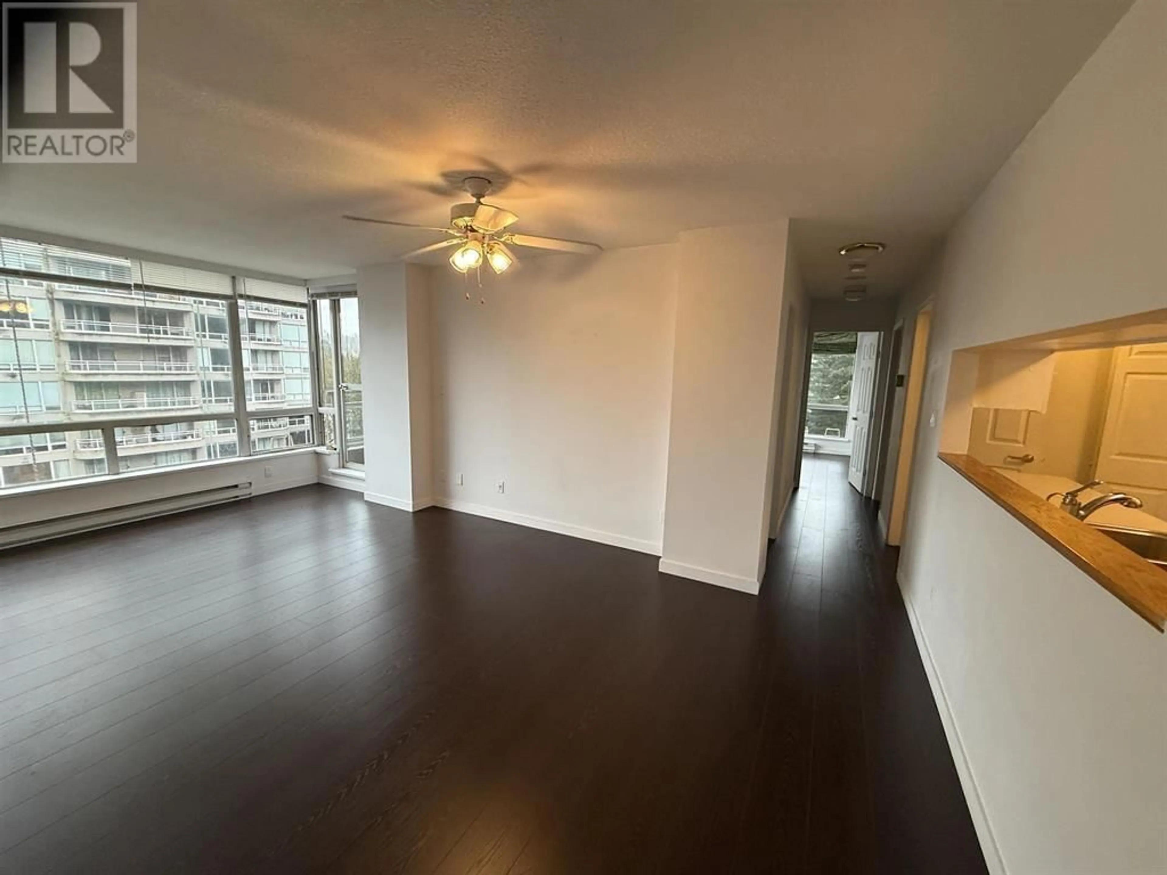A pic of a room for 502 - 9633 MANCHESTER DRIVE, Burnaby British Columbia V3N4Y9