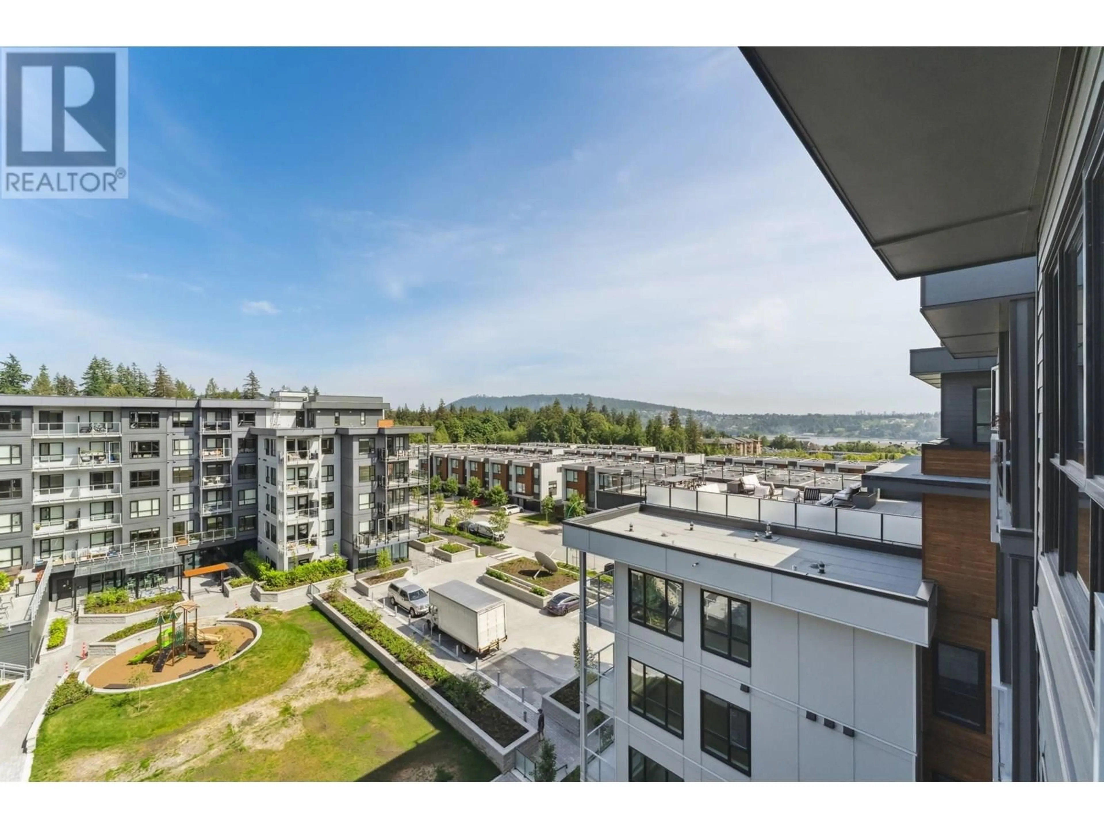 A pic from outside/outdoor area/front of a property/back of a property/a pic from drone, water/lake/river/ocean view for 619 - 3594 MALSUM DRIVE, North Vancouver British Columbia V7G0B4