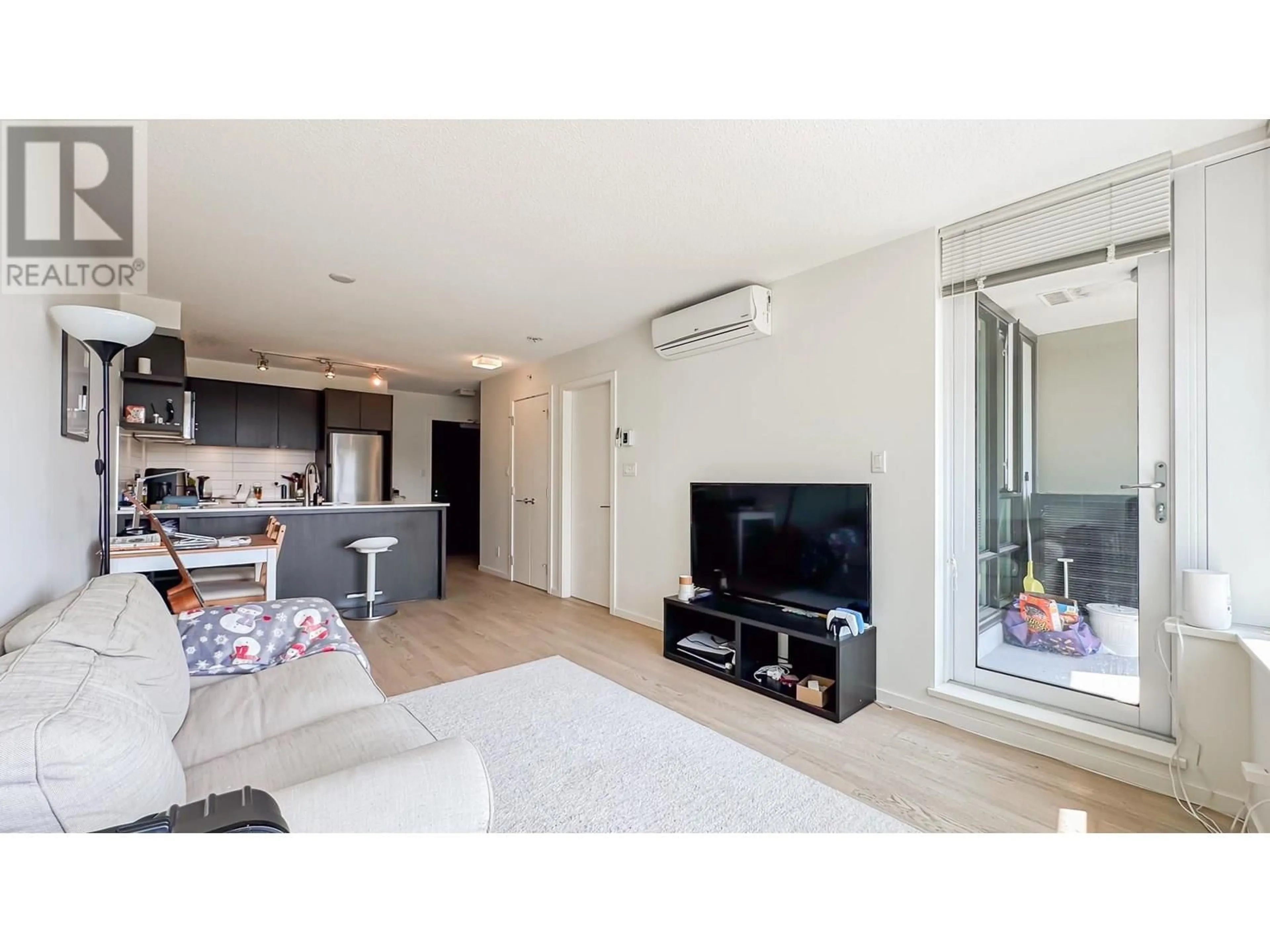 Living room with furniture, unknown for 1307 - 7733 FIRBRIDGE WAY, Richmond British Columbia V6X0M7