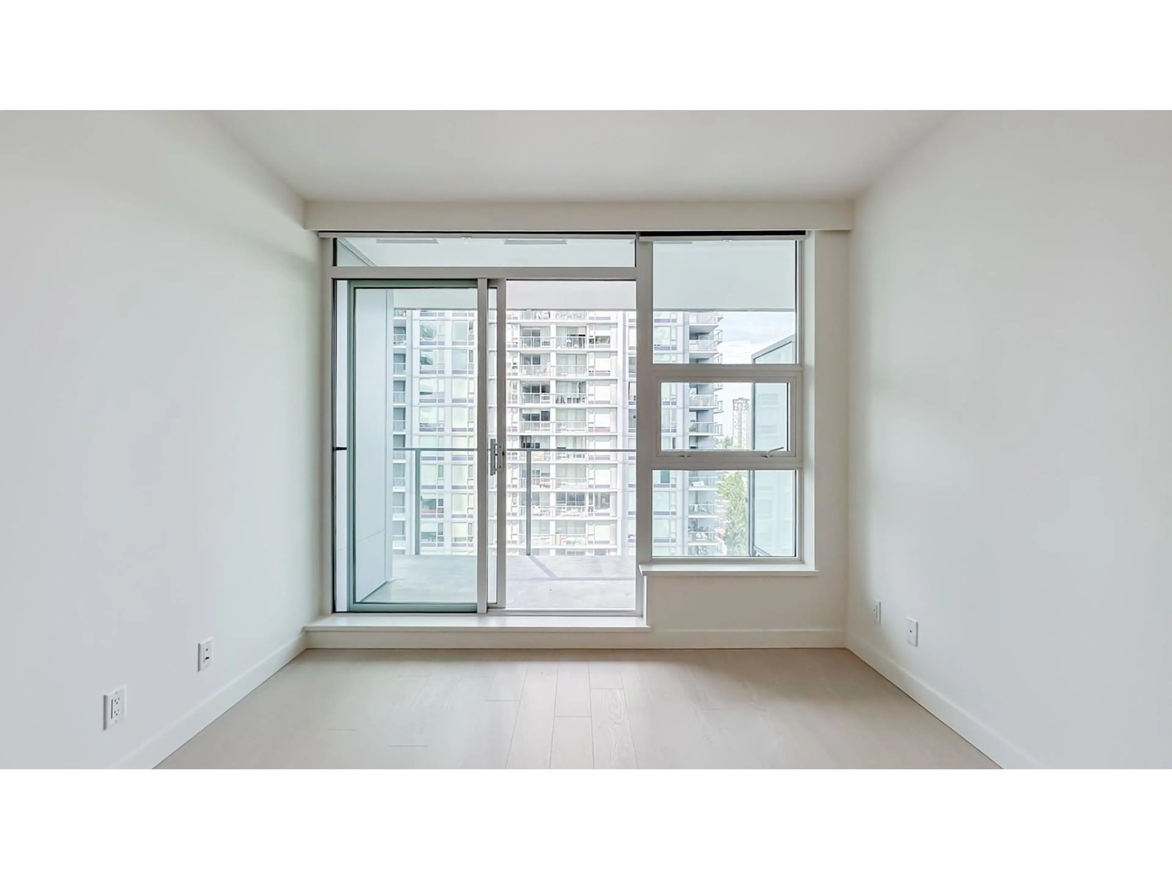 A pic of a room for 1508 - 13778 100, Surrey British Columbia V3T0V2