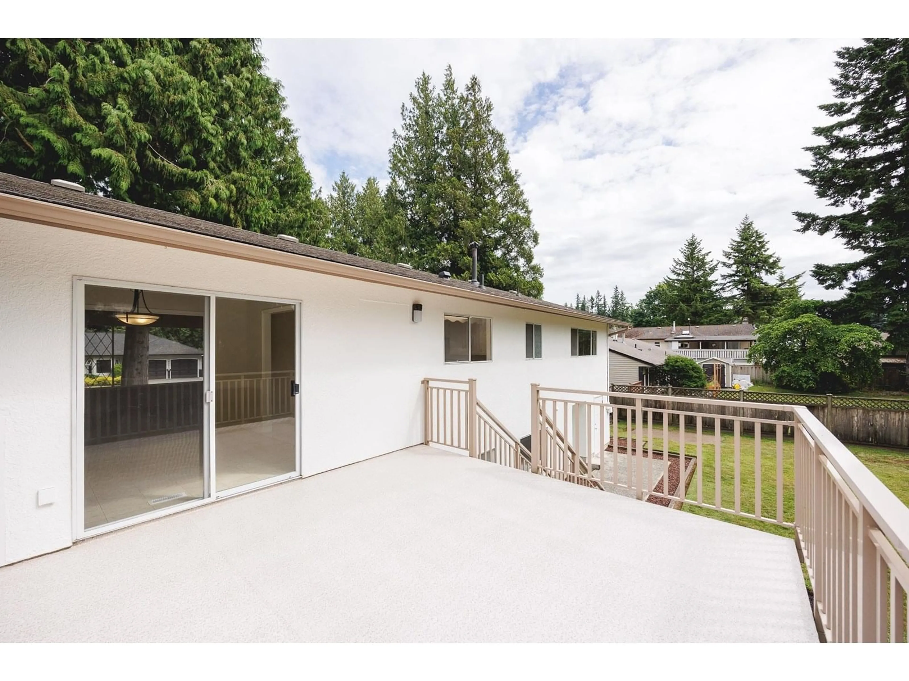 Patio, unknown for 4441 198B, Langley British Columbia V3A1H1