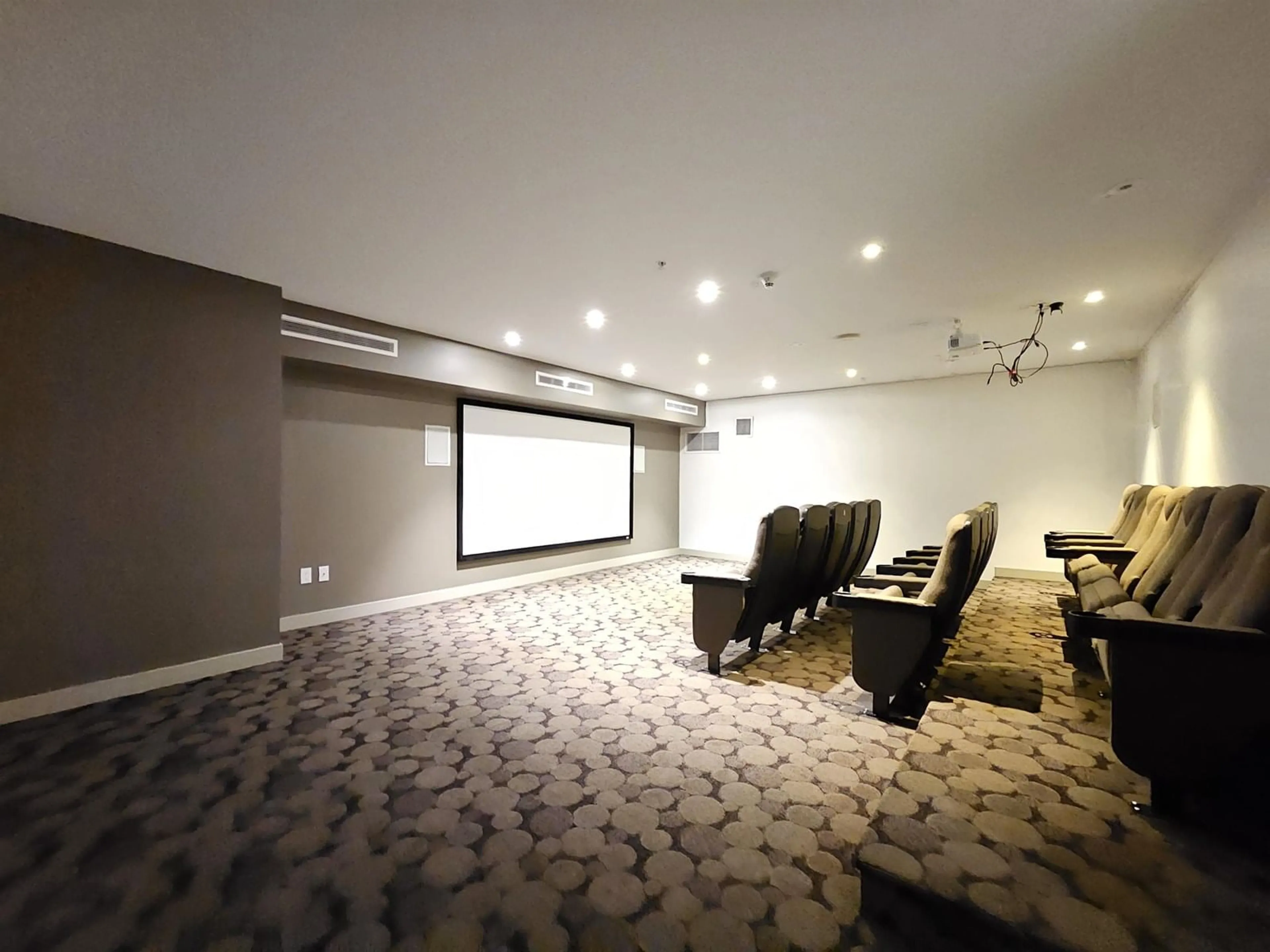 Home theater for 3303 - 9981 WHALLEY, Surrey British Columbia V3T0G6