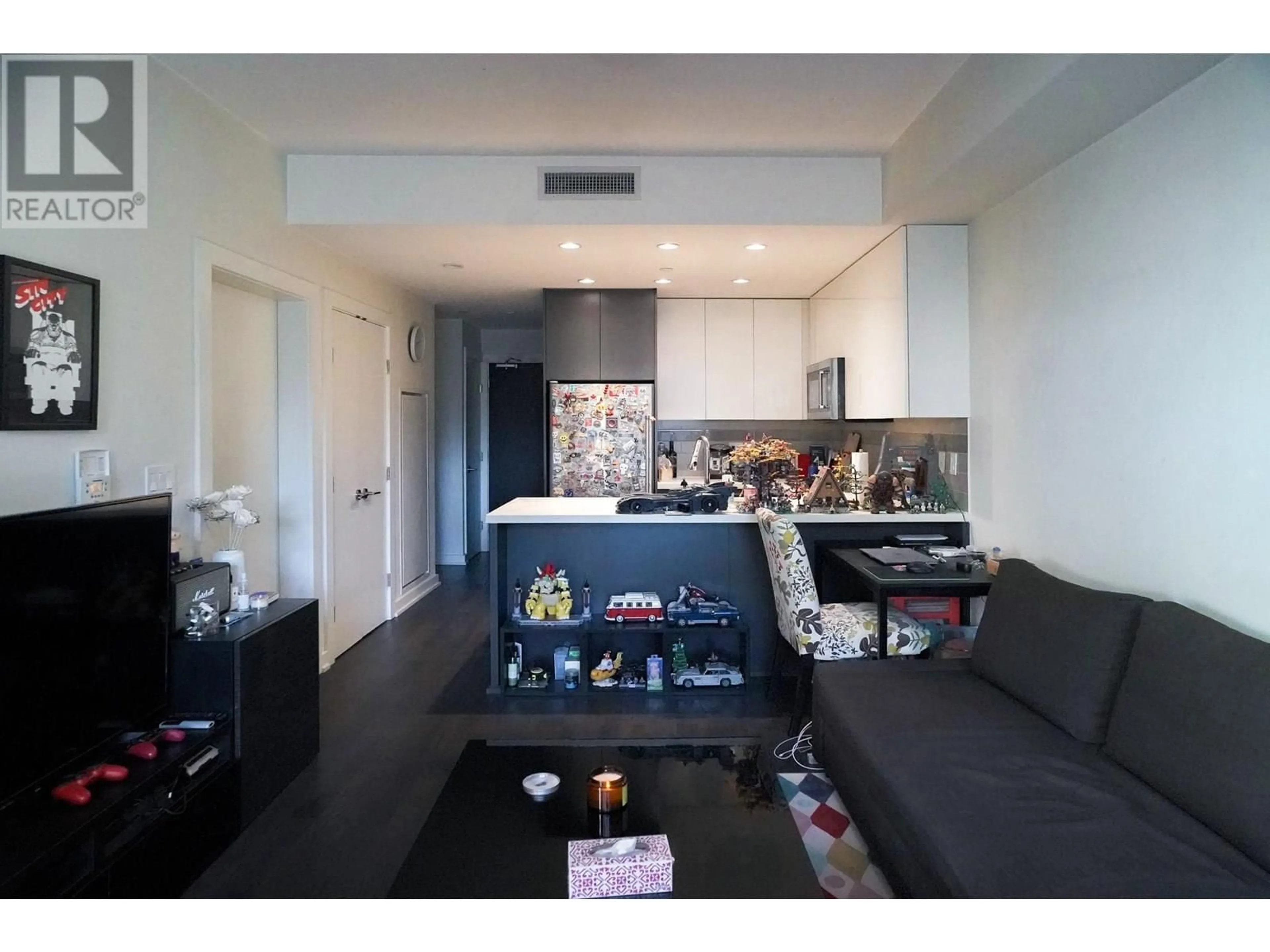 A pic of a room for 137 - 5311 CEDARBRIDGE WAY, Richmond British Columbia V6X0M3