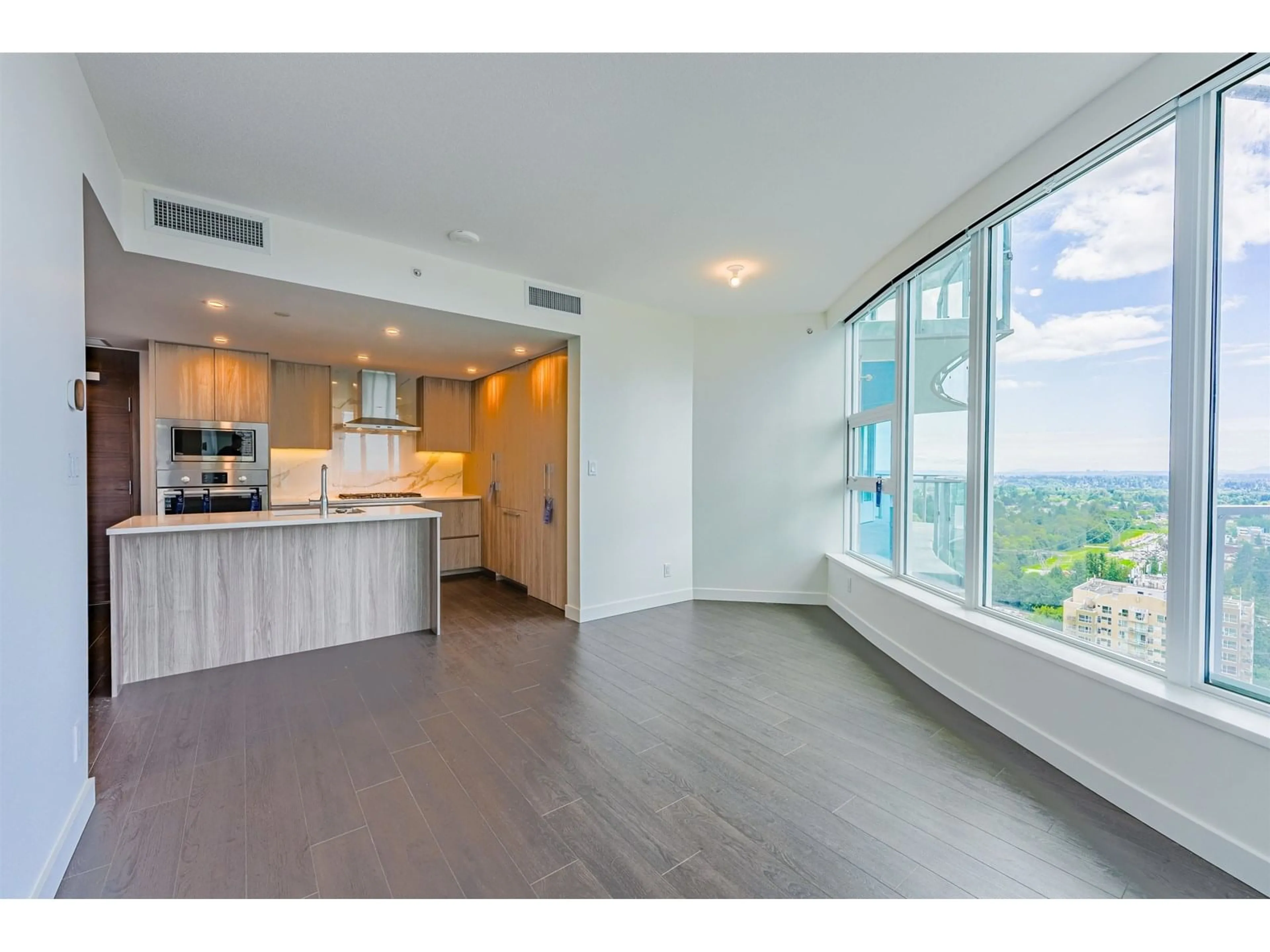 Open concept kitchen, unknown for 2608 - 13768 100, Surrey British Columbia V3T0V2
