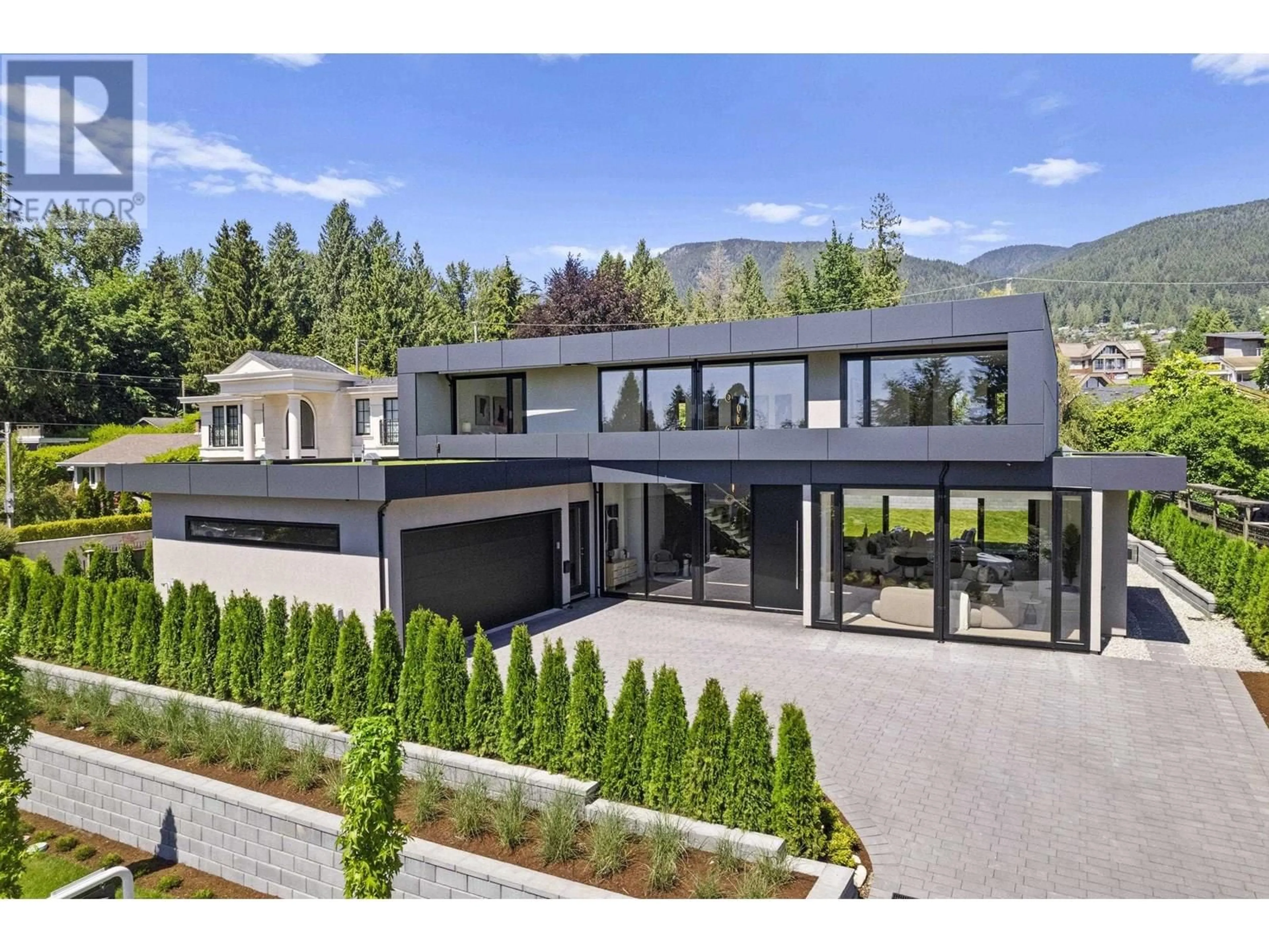 Home with vinyl exterior material, mountain view for 680 WESTHYDE PLACE, North Vancouver British Columbia V7N2Y4