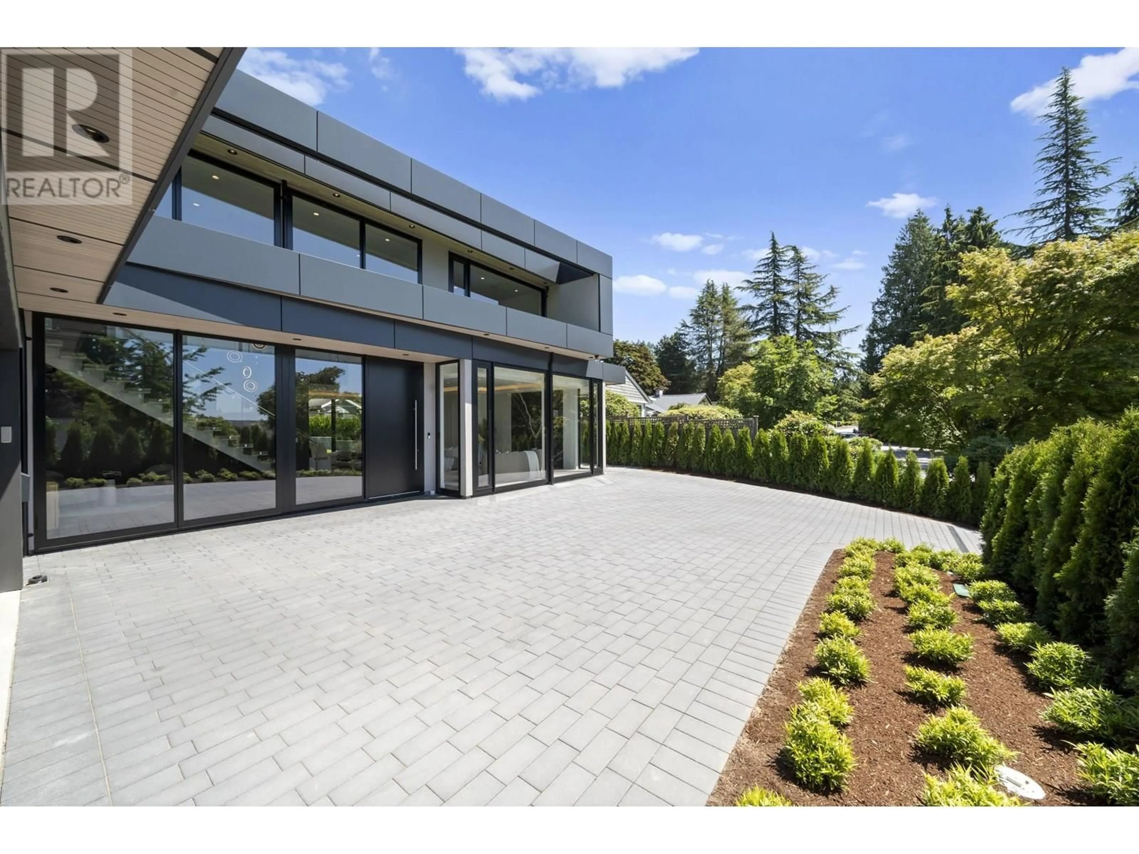 Unknown for 680 WESTHYDE PLACE, North Vancouver British Columbia V7N2Y4