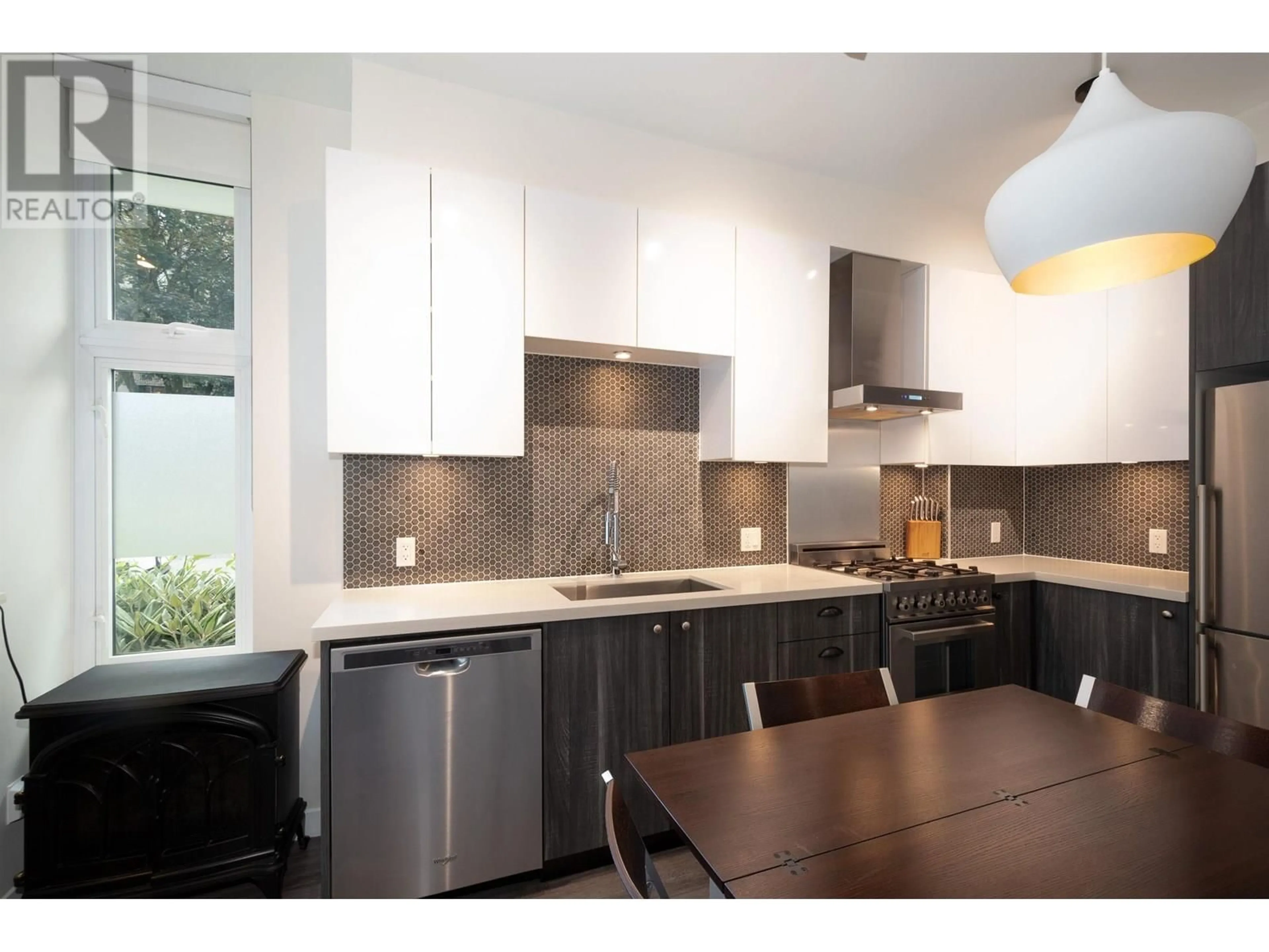Contemporary kitchen, ceramic/tile floor for 108 - 311 6TH AVENUE, Vancouver British Columbia V5T0G9