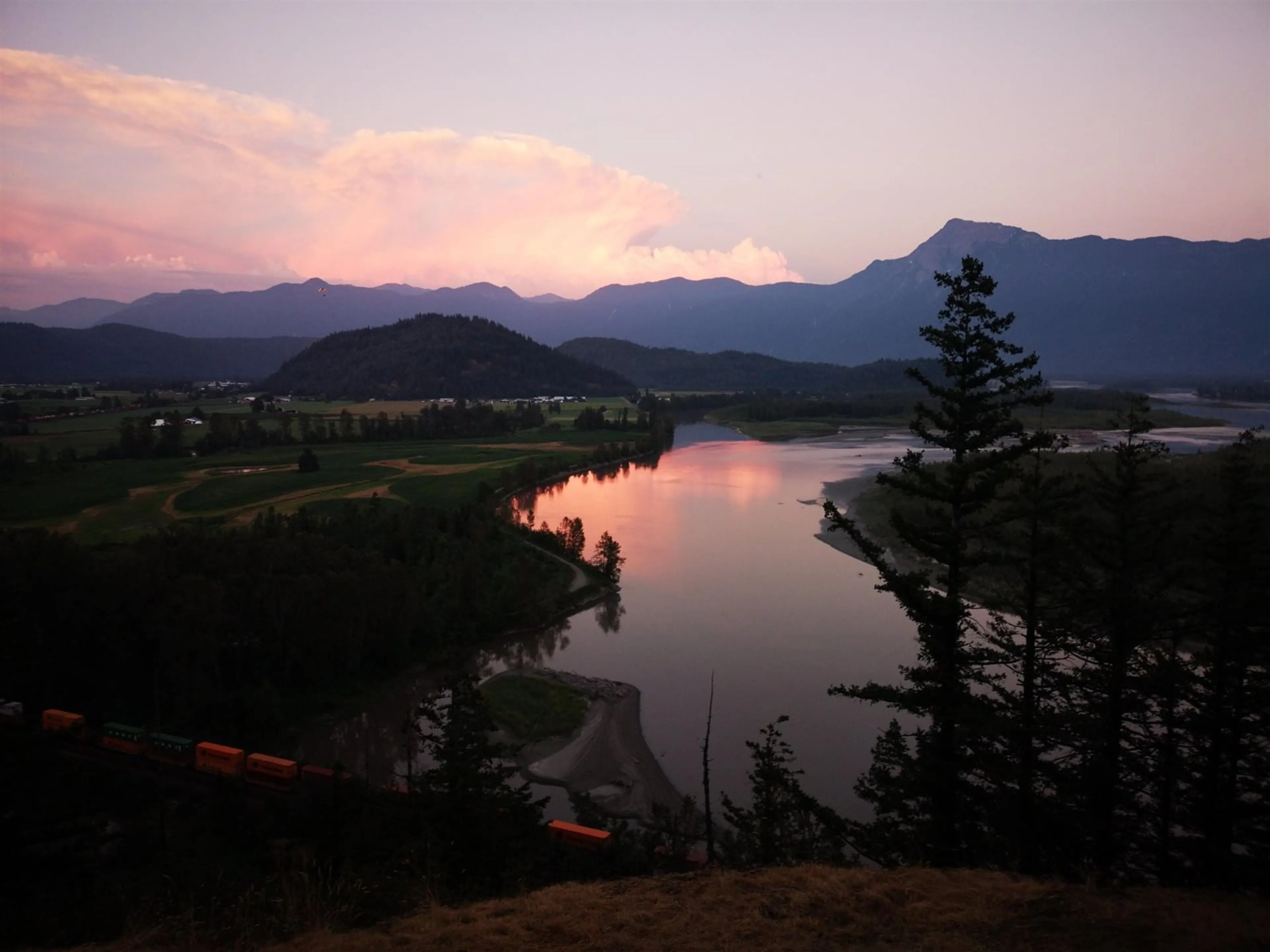 Blurry image for 3599 LOUGHEED HIGHWAY, Agassiz British Columbia V0M1A1