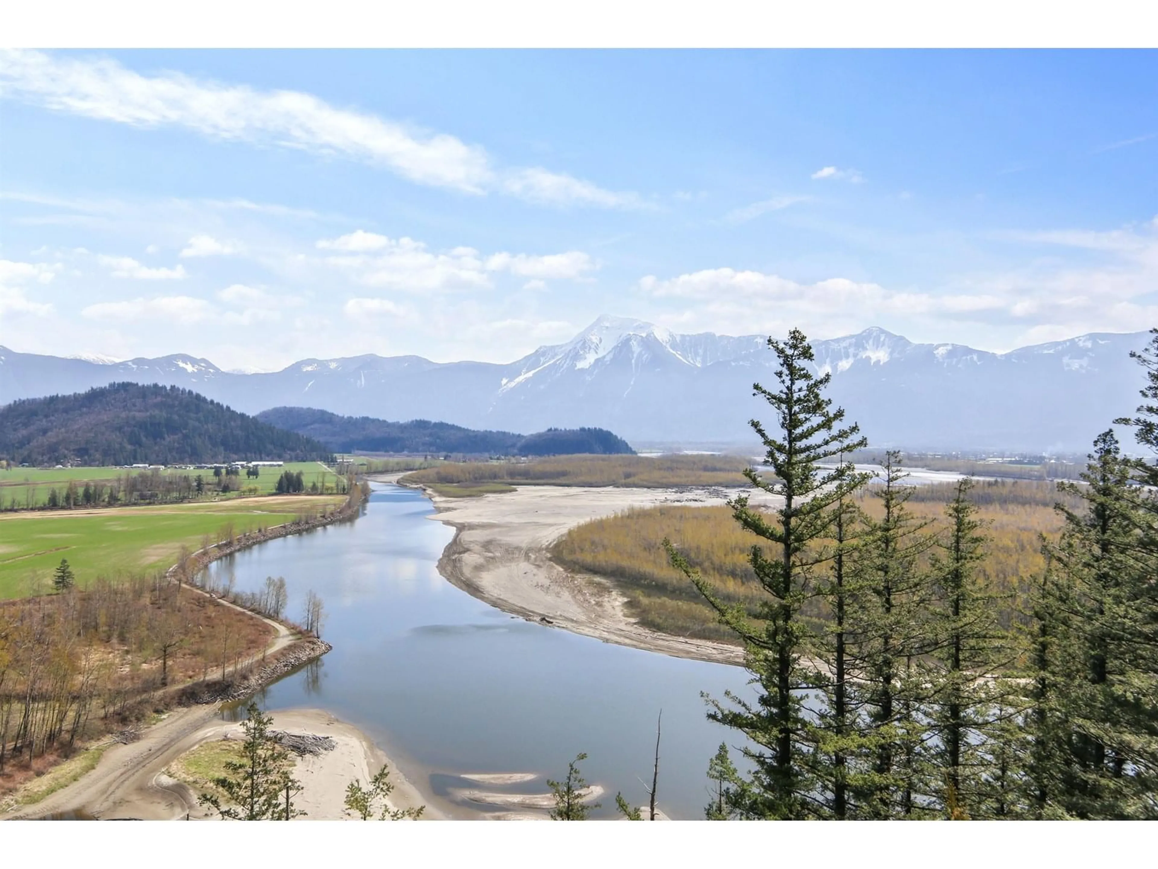 A pic from outside/outdoor area/front of a property/back of a property/a pic from drone, water/lake/river/ocean view for 3599 LOUGHEED HIGHWAY, Agassiz British Columbia V0M1A1