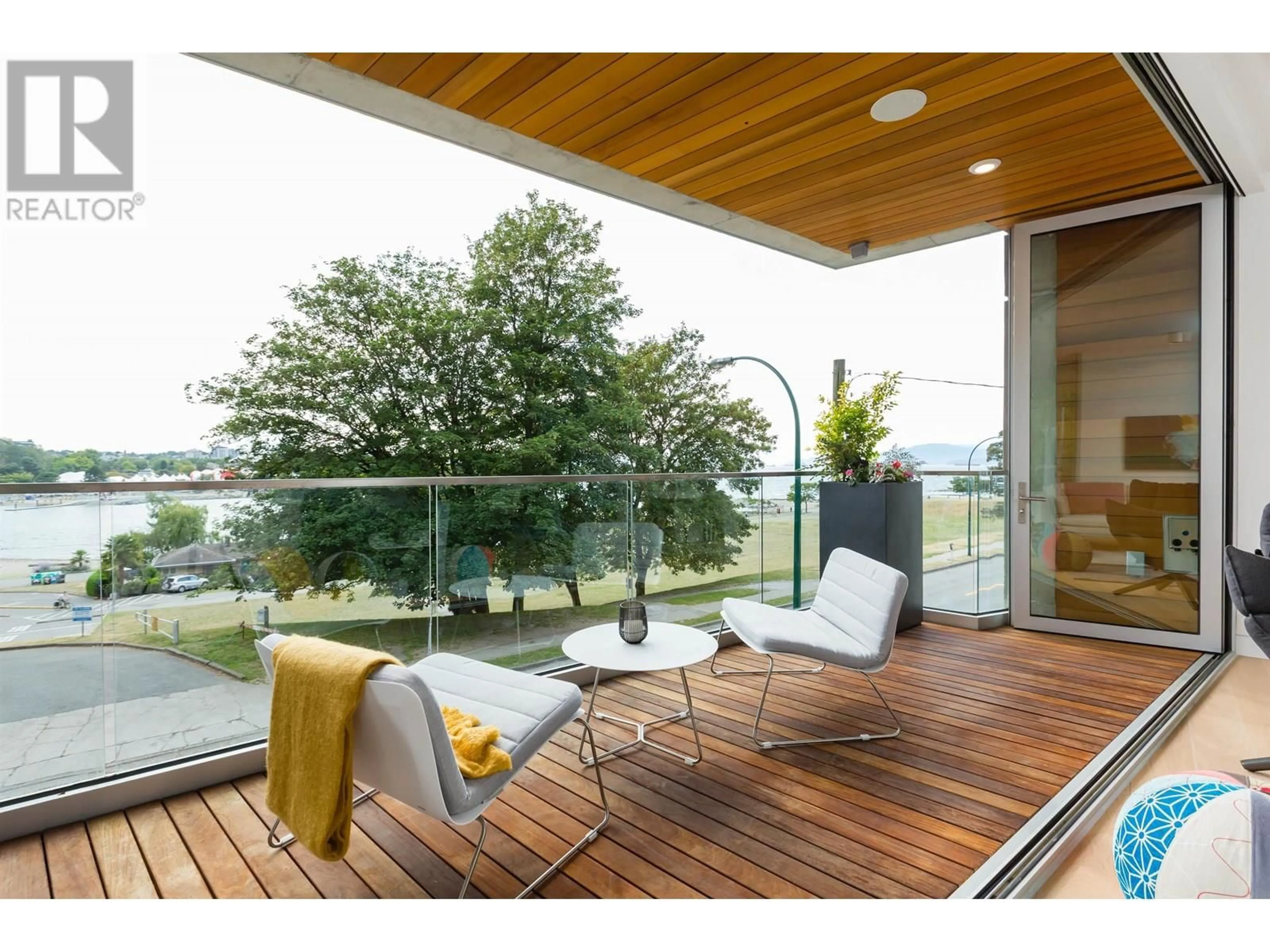 Patio, water/lake/river/ocean view for 201 - 1460 BUTE STREET, Vancouver British Columbia V6E2A7