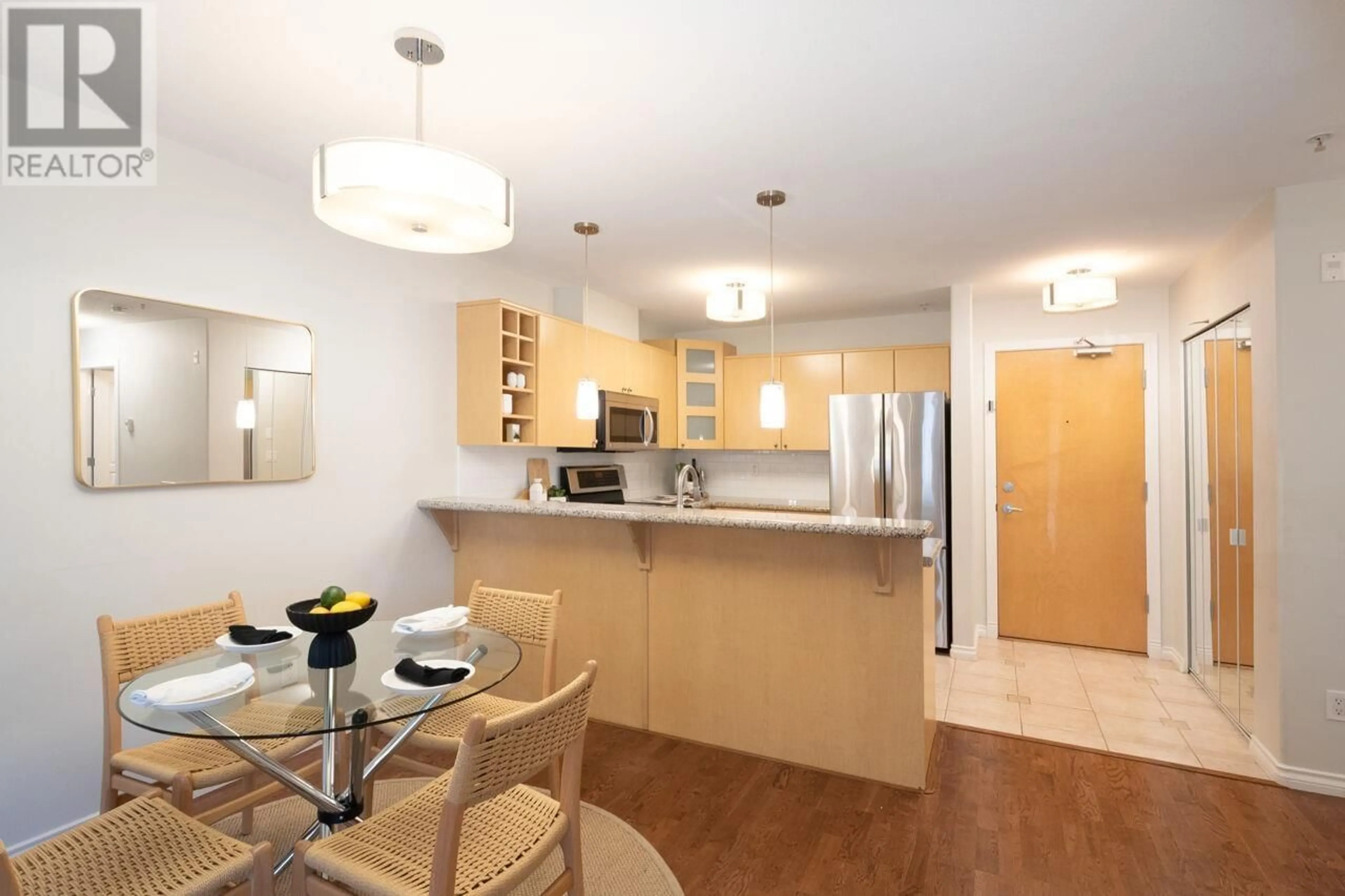 Open concept kitchen, unknown for 108 - 3136 ST JOHNS STREET, Port Moody British Columbia V3H5E4