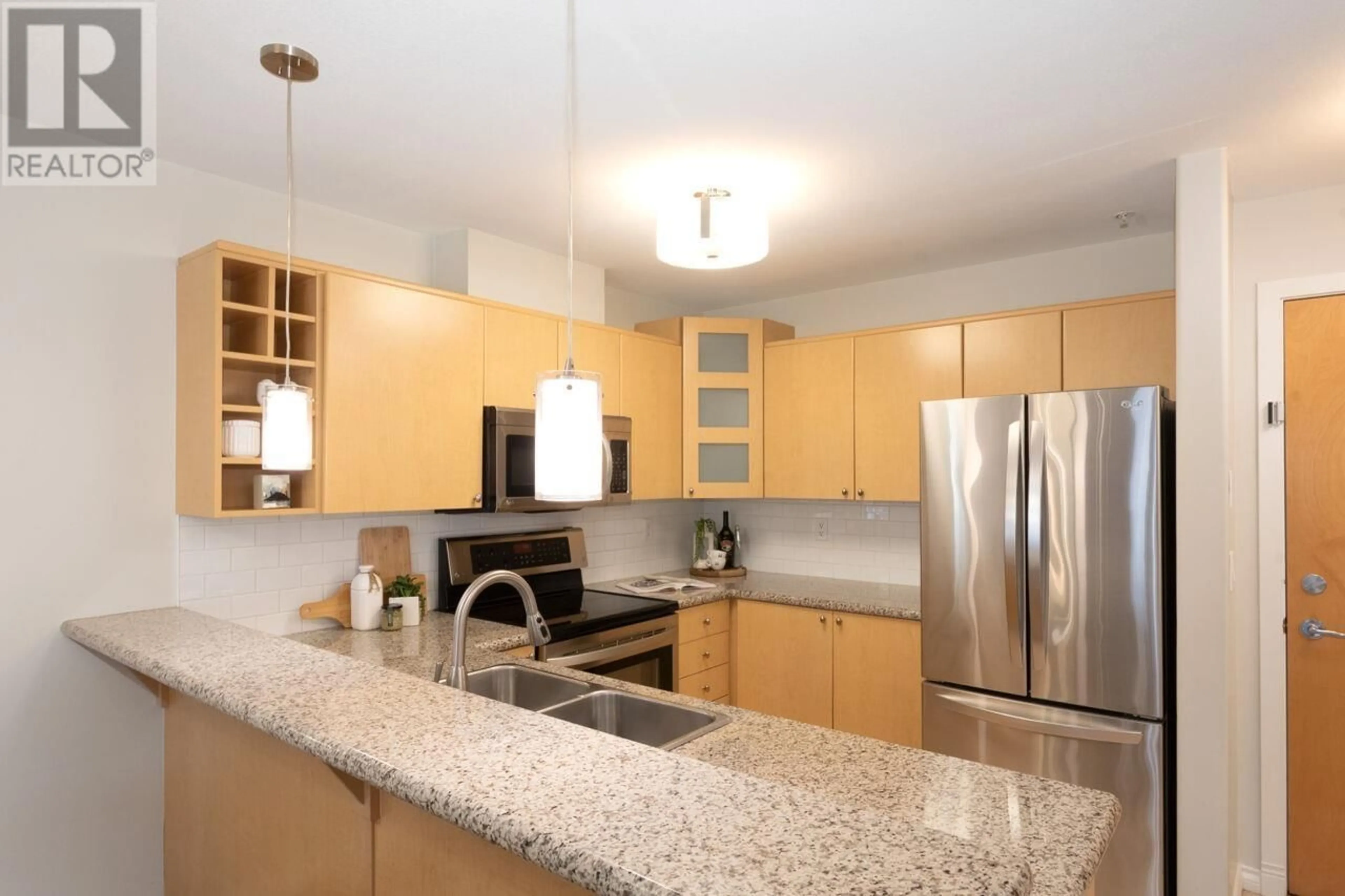Standard kitchen, unknown for 108 - 3136 ST JOHNS STREET, Port Moody British Columbia V3H5E4