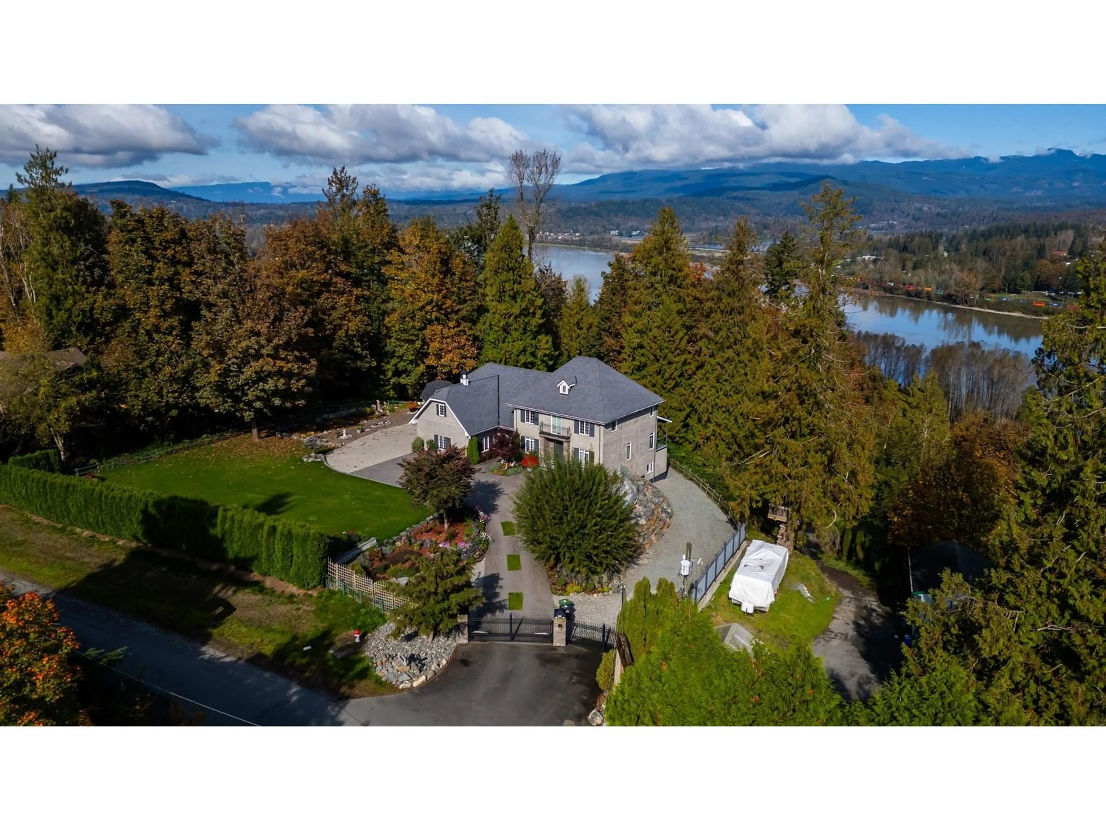 A pic from outside/outdoor area/front of a property/back of a property/a pic from drone, water/lake/river/ocean view for 29589 MARSH MCCORMICK, Abbotsford British Columbia V4X2B4