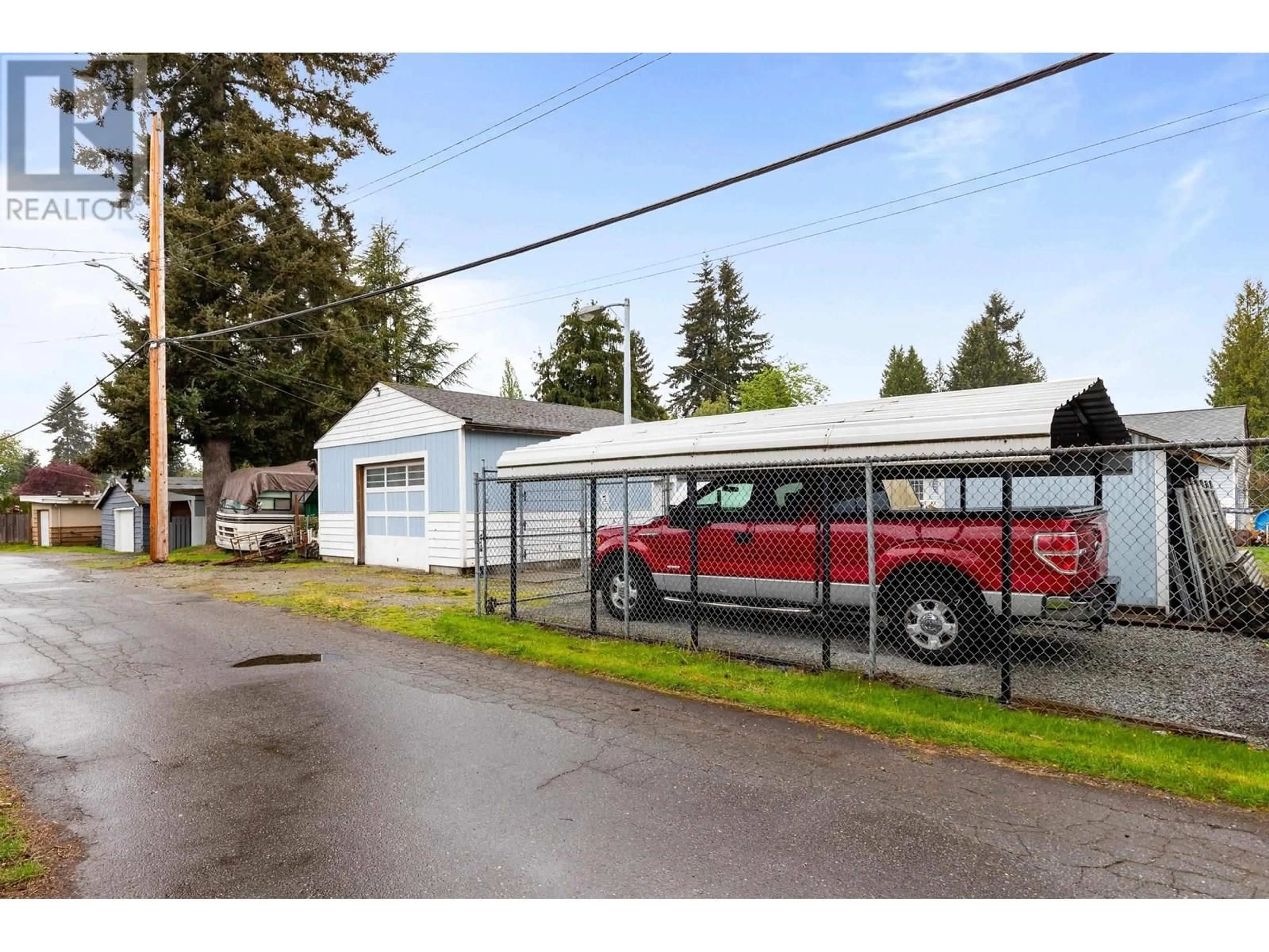 Indoor garage for 22128 119 AVENUE, Maple Ridge British Columbia V2X2Y8
