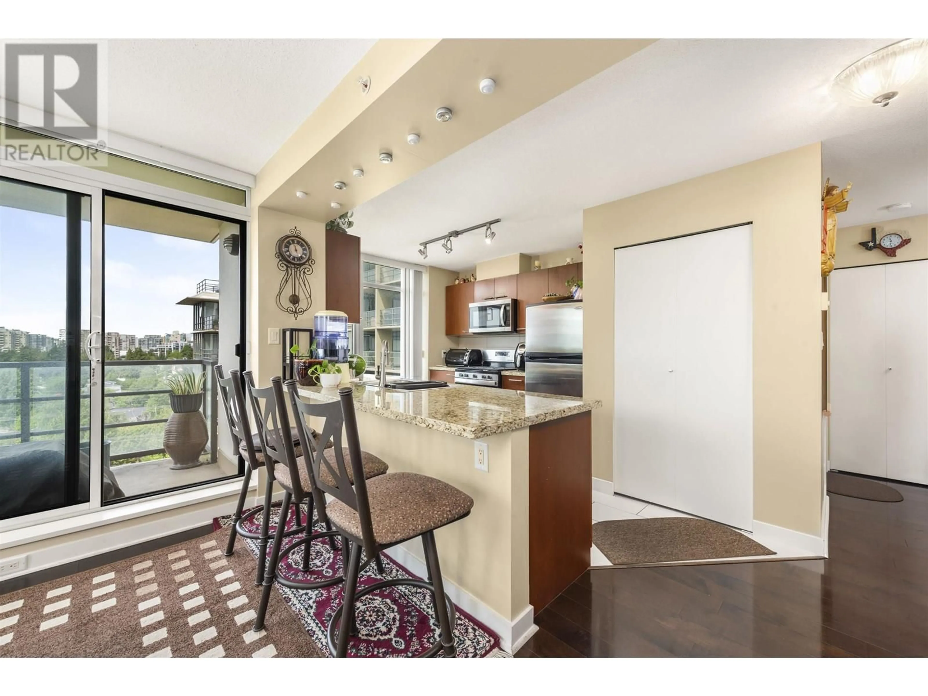 Open concept kitchen, ceramic/tile floor for 915 - 9171 FERNDALE ROAD, Richmond British Columbia V6Y0A5