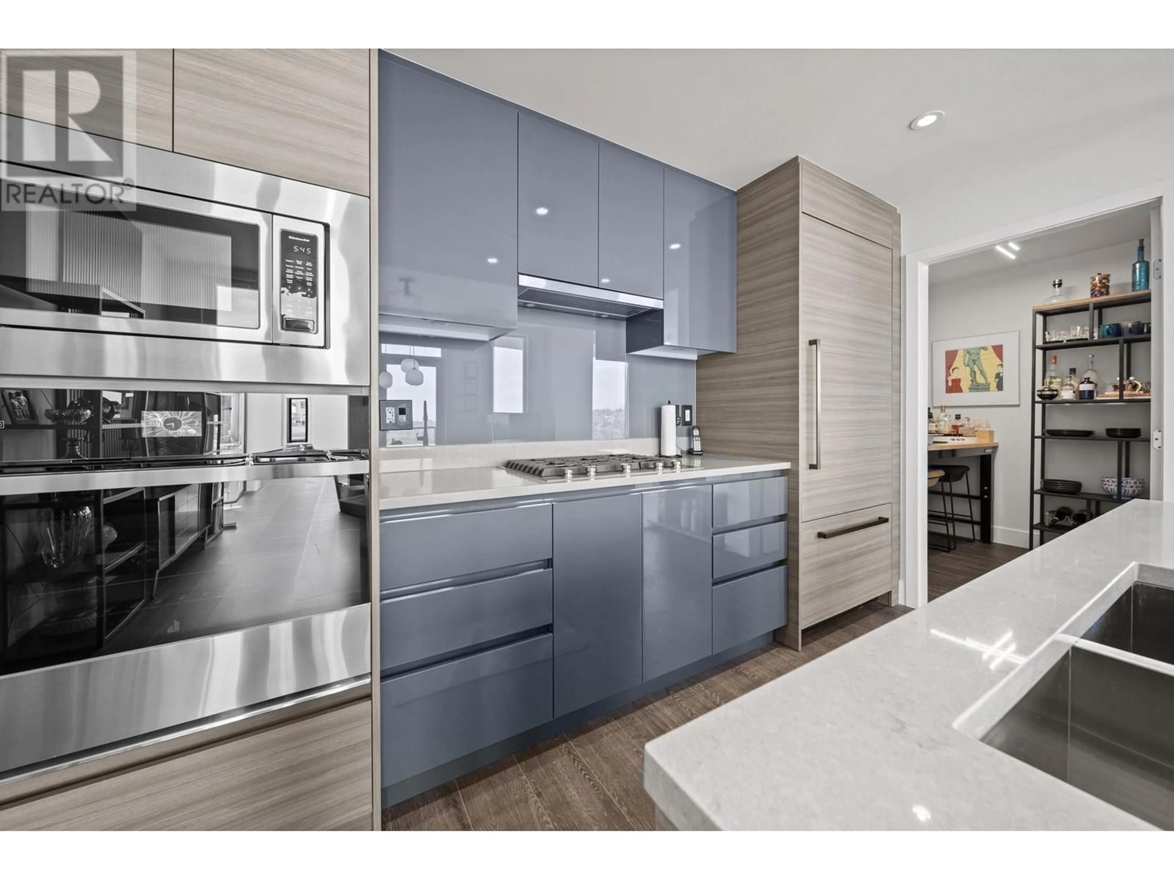 Contemporary kitchen, unknown for 2303 - 3538 SAWMILL CRESCENT, Vancouver British Columbia V5S0J8