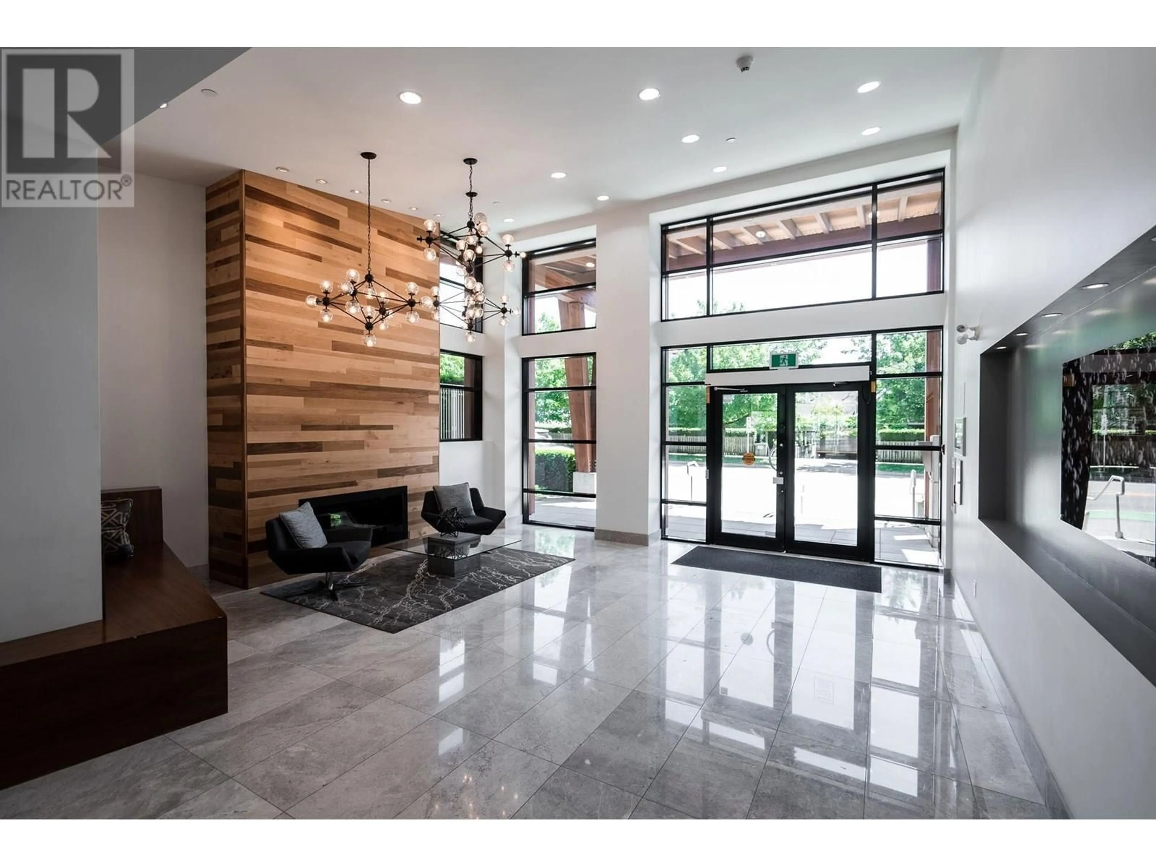 Lobby for 410 - 2665 MOUNTAIN HIGHWAY, Vancouver British Columbia V7J0A8