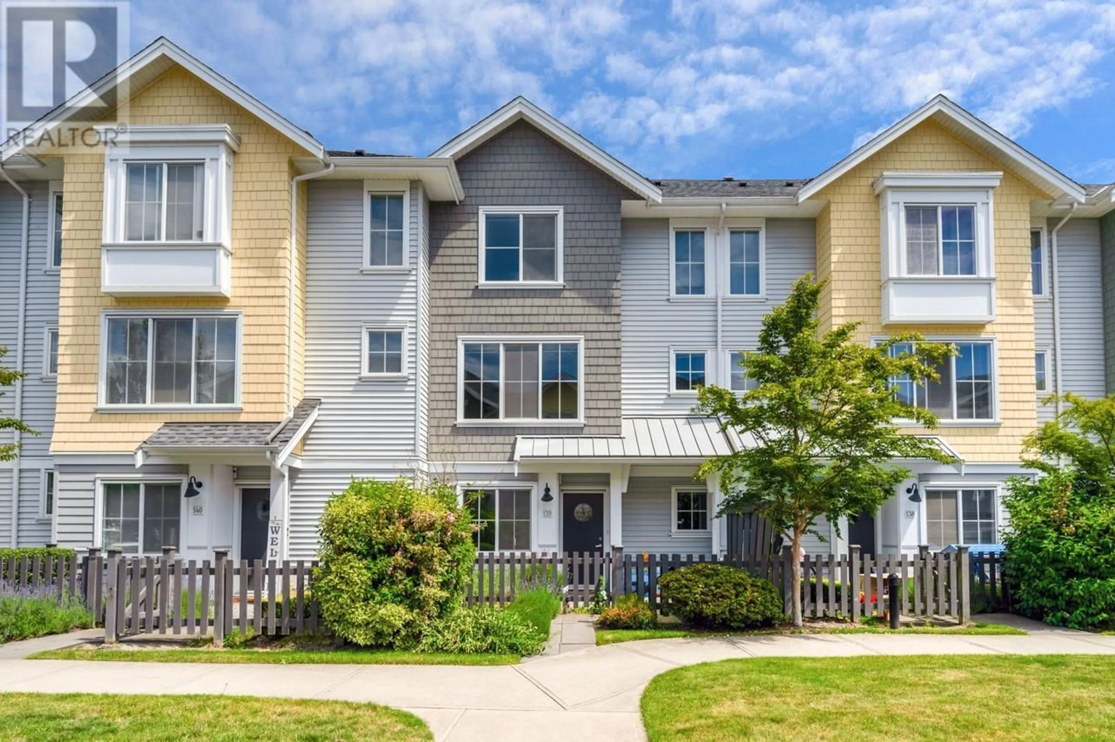 Home with vinyl exterior material, street for 139 - 5550 ADMIRAL WAY, Ladner British Columbia V4K0C4