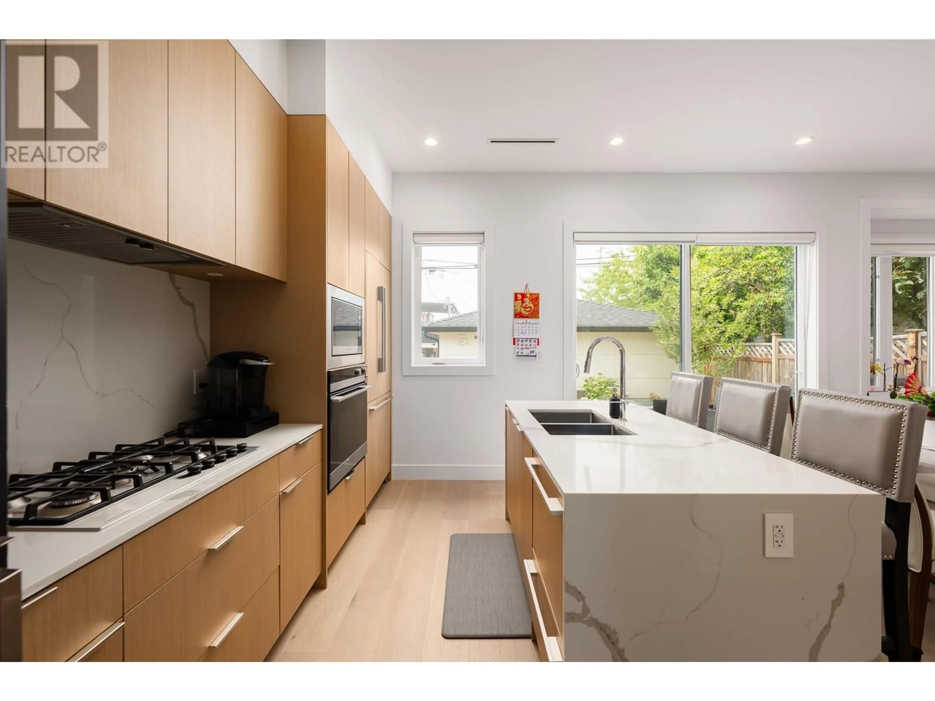 Open concept kitchen, unknown for 7857 ONTARIO STREET, Vancouver British Columbia V5X3C8