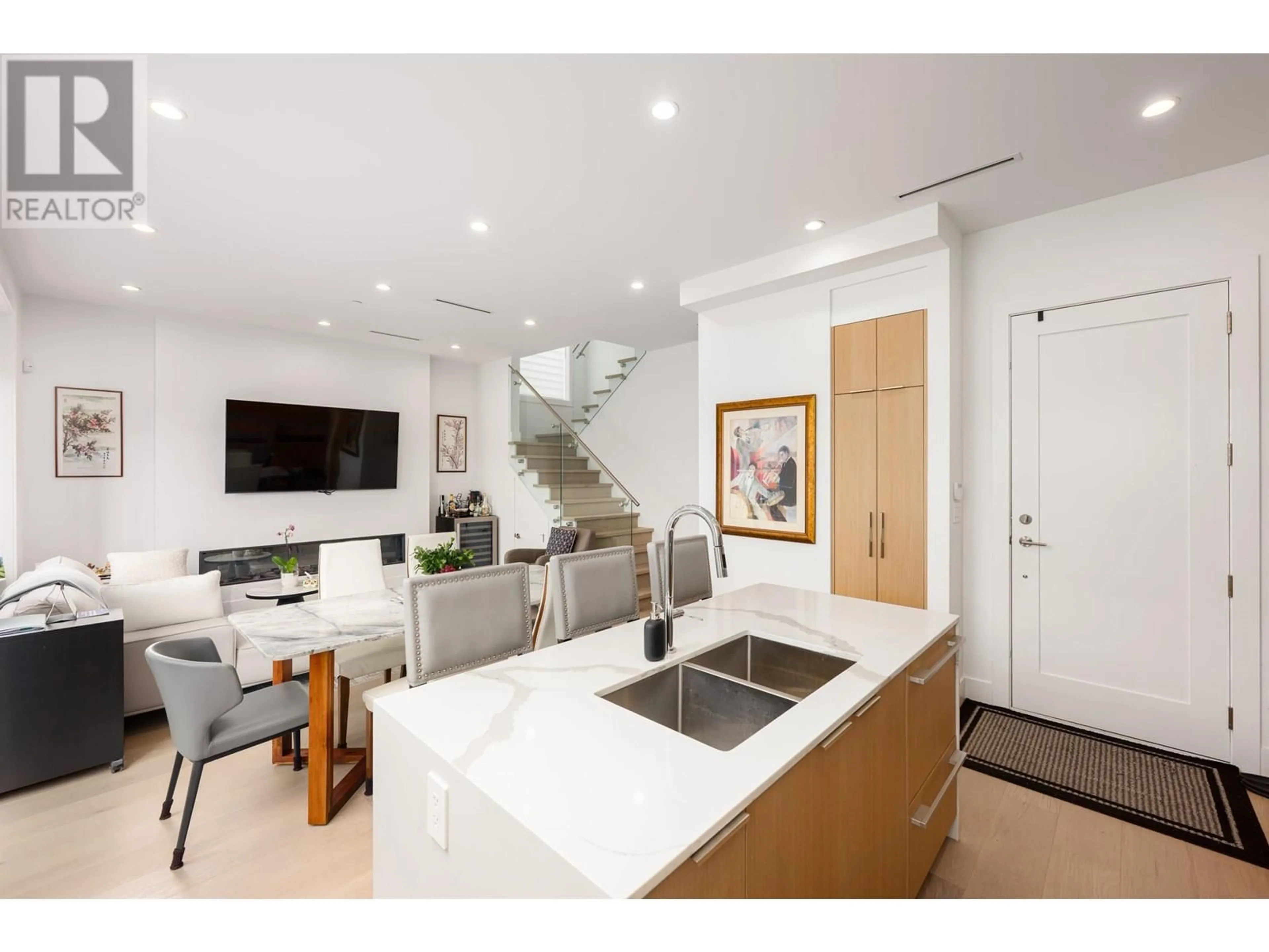 Open concept kitchen, unknown for 7857 ONTARIO STREET, Vancouver British Columbia V5X3C8