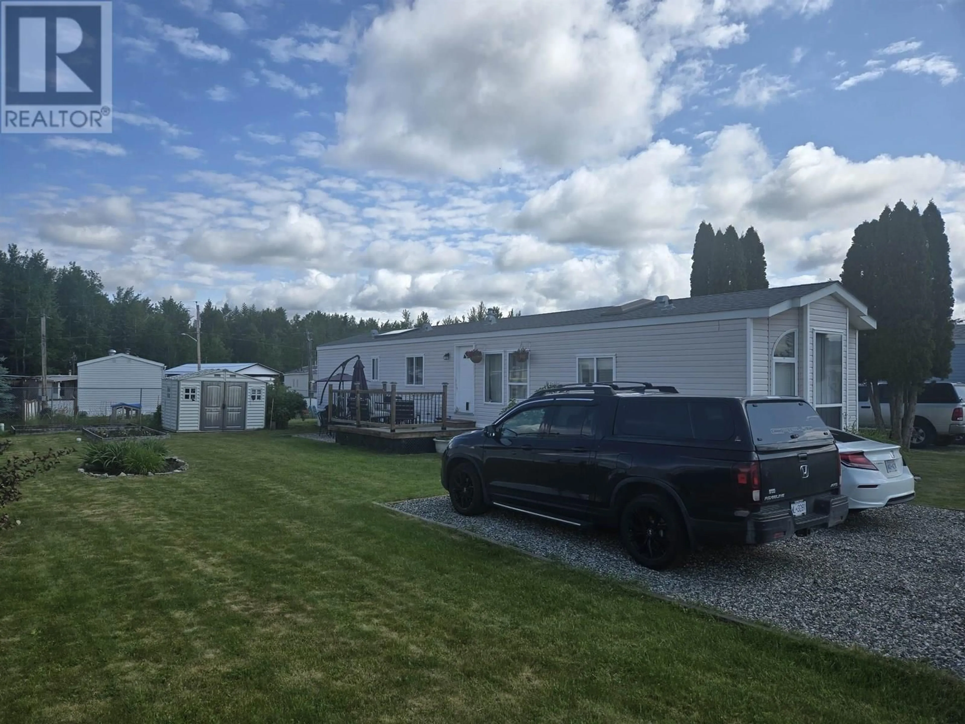 A pic of a room for 6 - 602 ELM STREET, Quesnel British Columbia V2J3X1