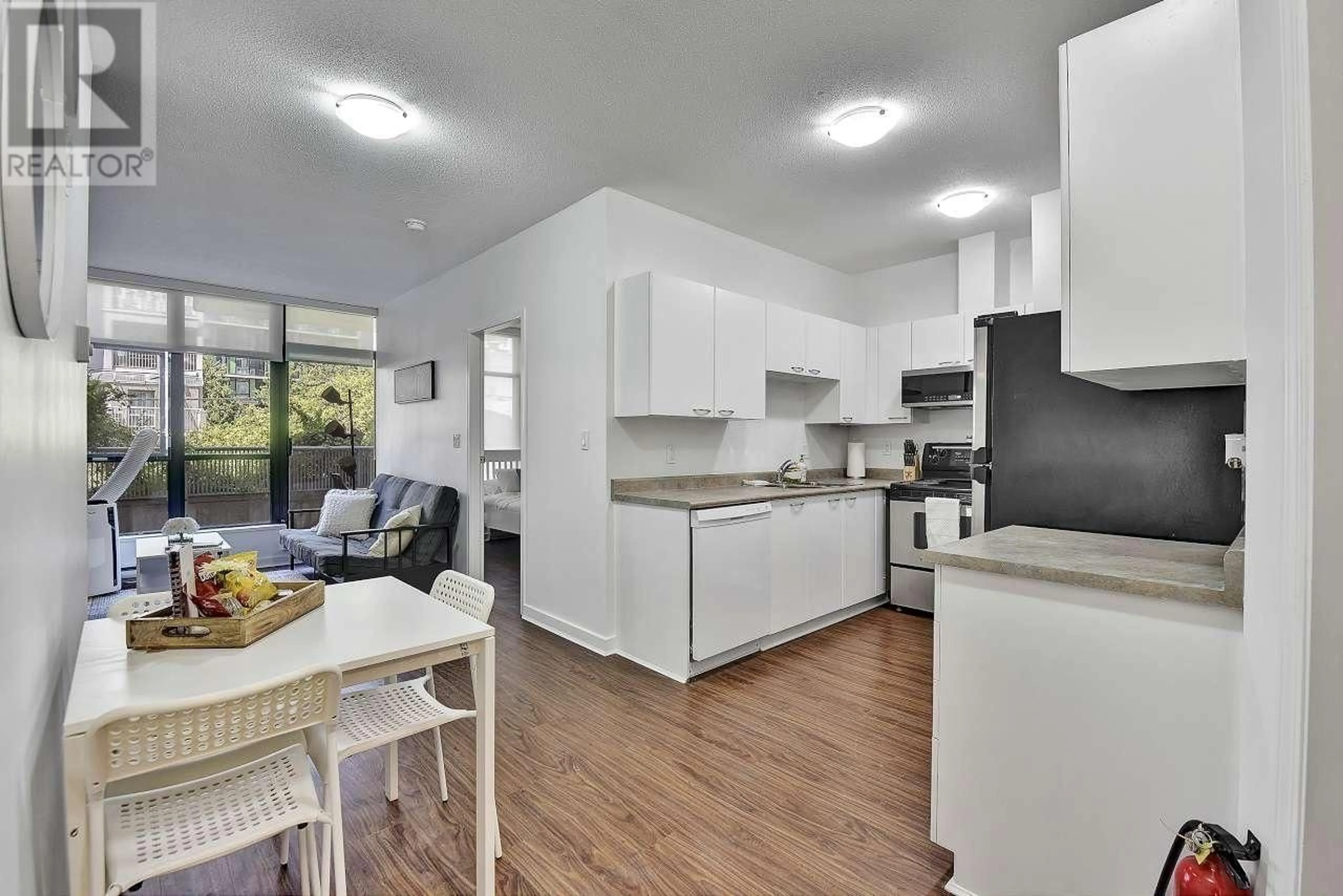 Open concept kitchen, unknown for 204 - 1249 GRANVILLE STREET, Vancouver British Columbia V6Z1M5