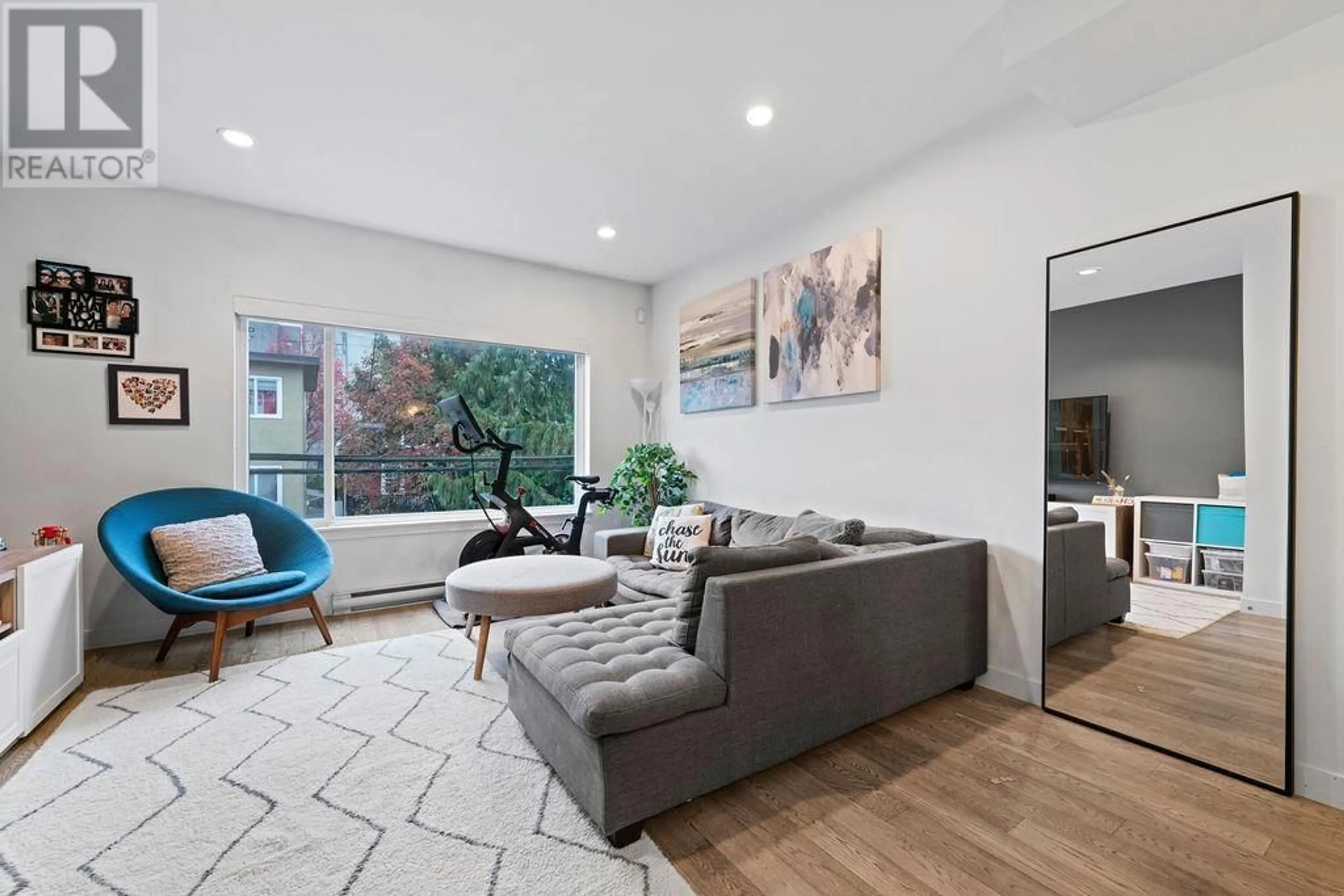Living room with furniture, unknown for 216 - 455 16TH AVENUE, Vancouver British Columbia V5T2T8